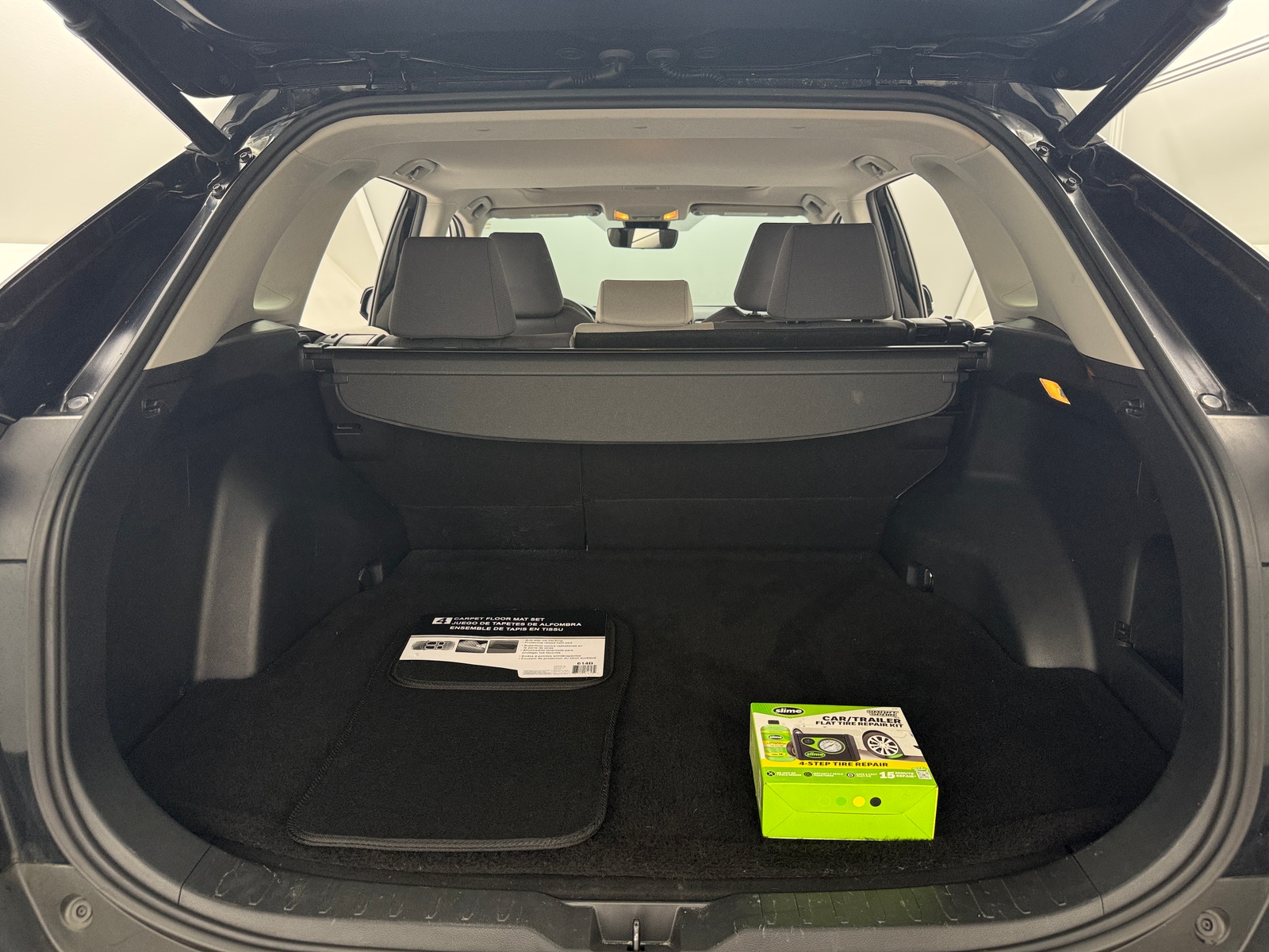 Thumbnail: 2019 Toyota RAV4 - 7