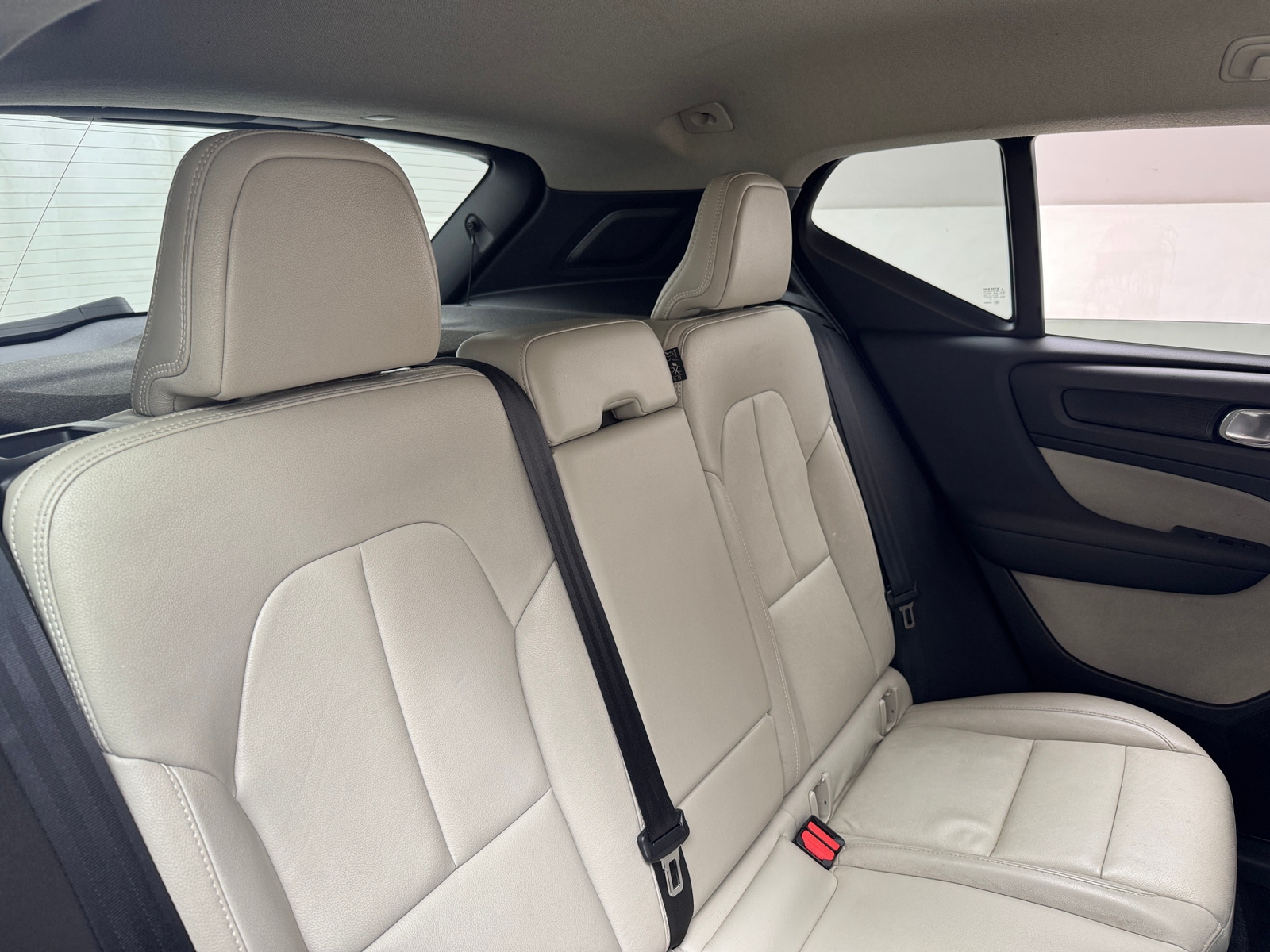 Thumbnail: 2019 Volvo XC40 - 5