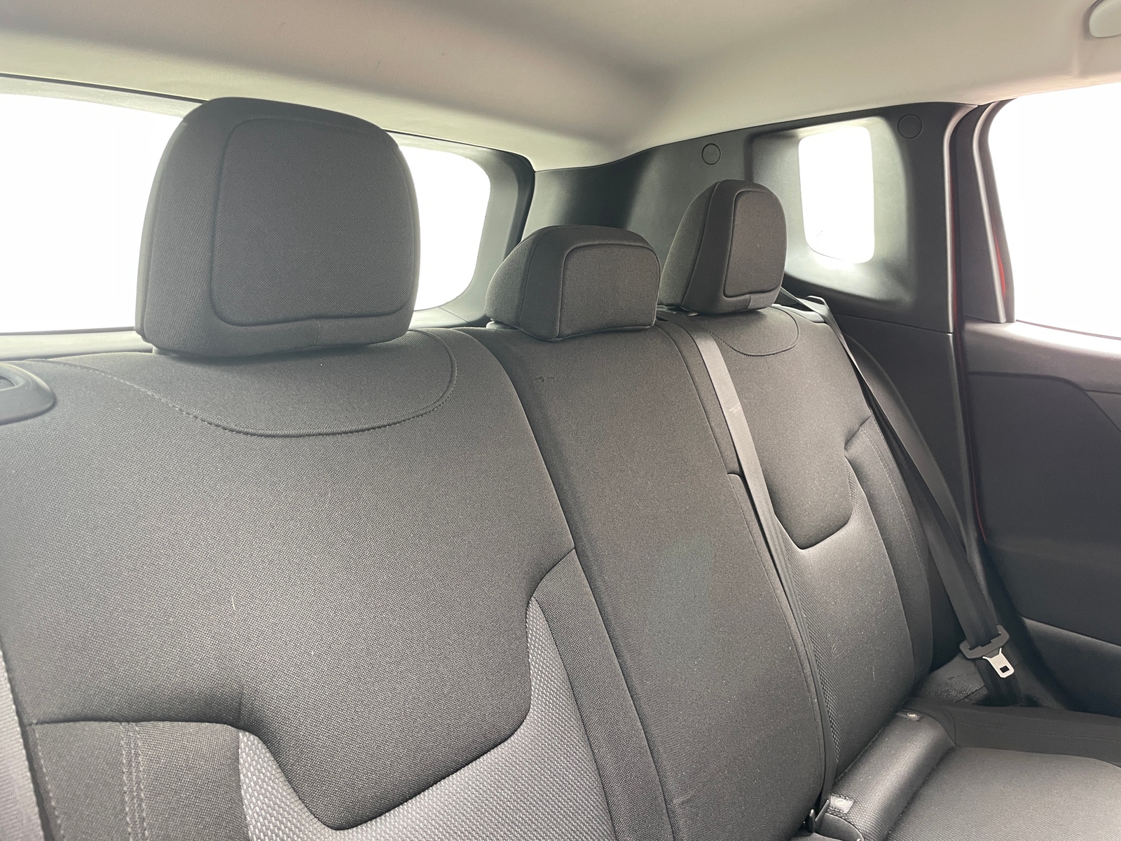 Thumbnail: 2018 Jeep Renegade - 6