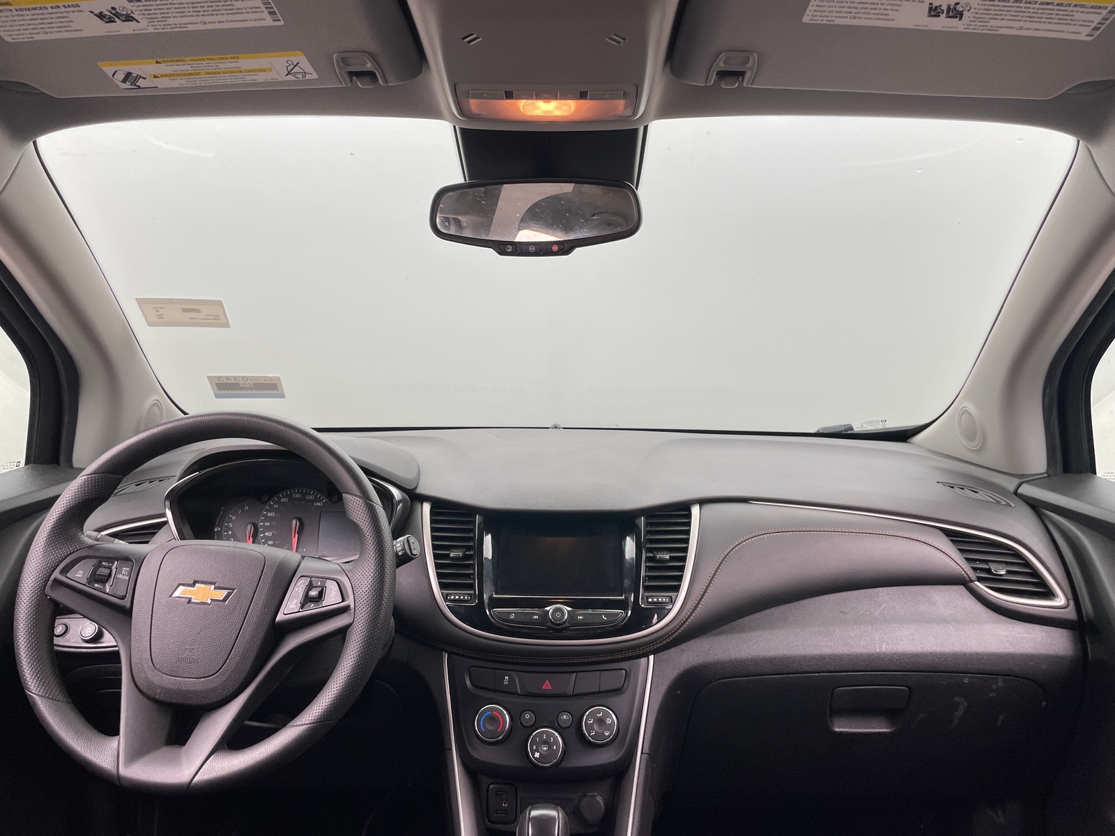 Thumbnail: 2020 Chevrolet Trax - 3