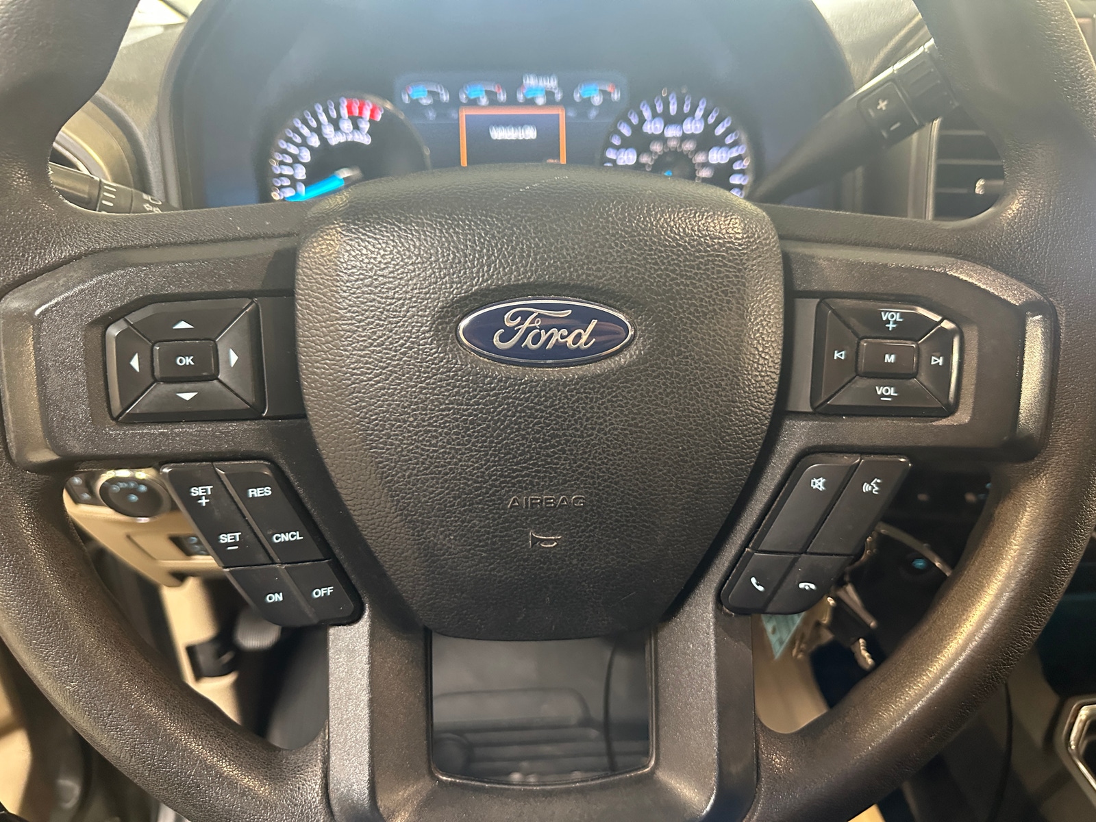 Thumbnail: 2020 Ford Econoline - 4