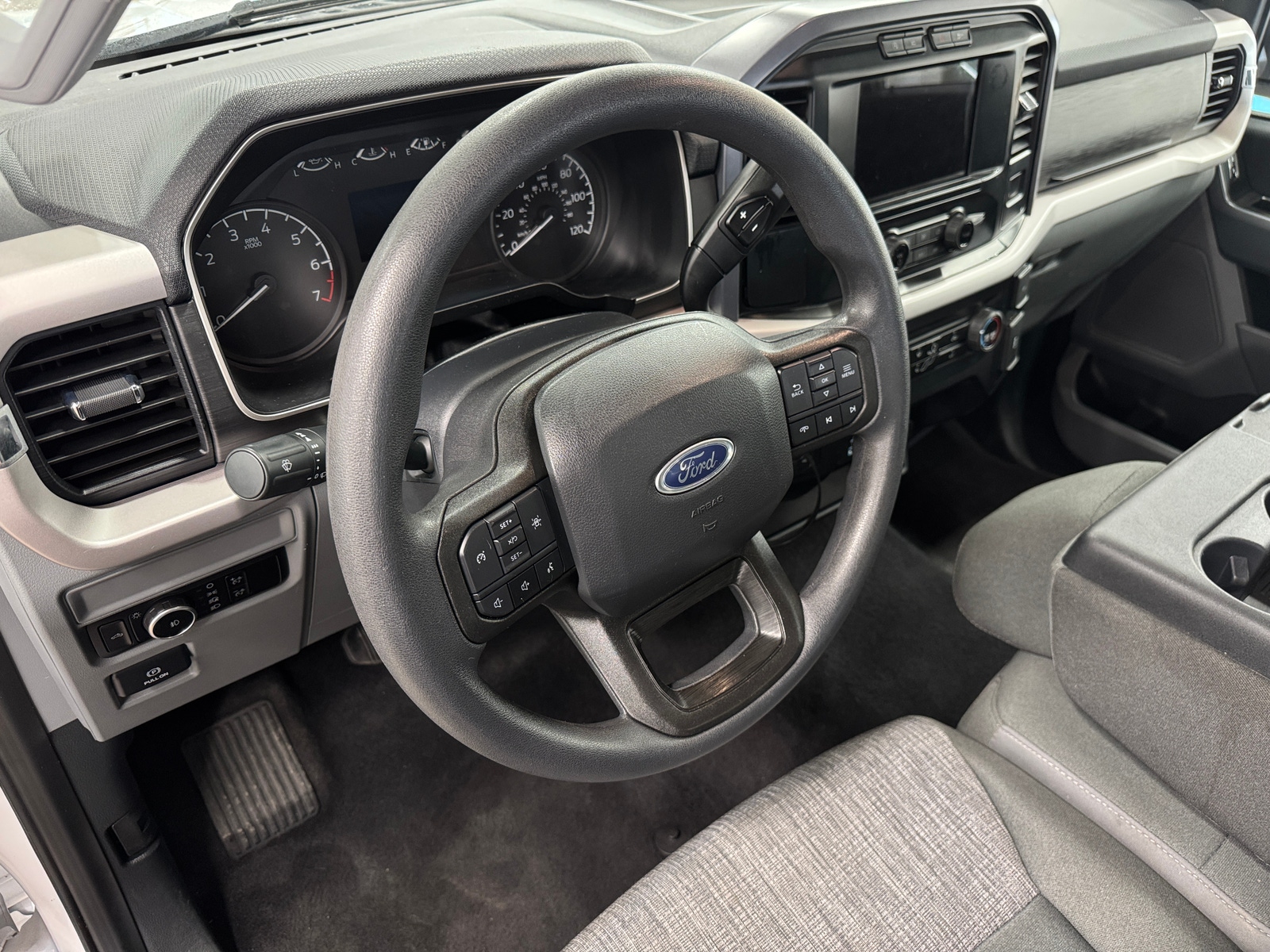 Thumbnail: 2023 Ford Econoline - 3