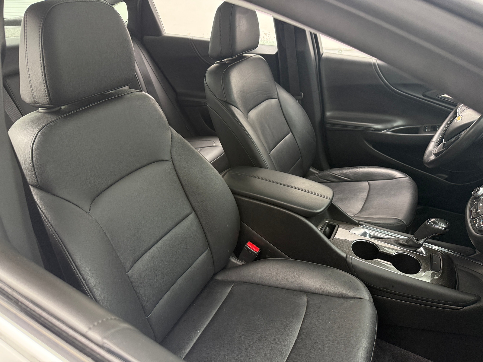 Thumbnail: 2017 Chevrolet Malibu - 2