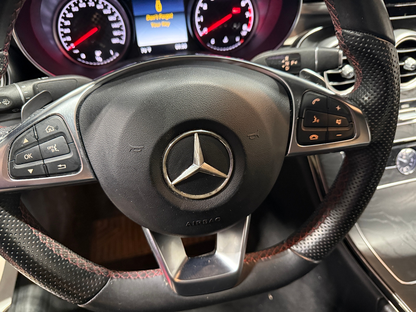 Thumbnail: 2018 Mercedes-Benz C-Class - 3