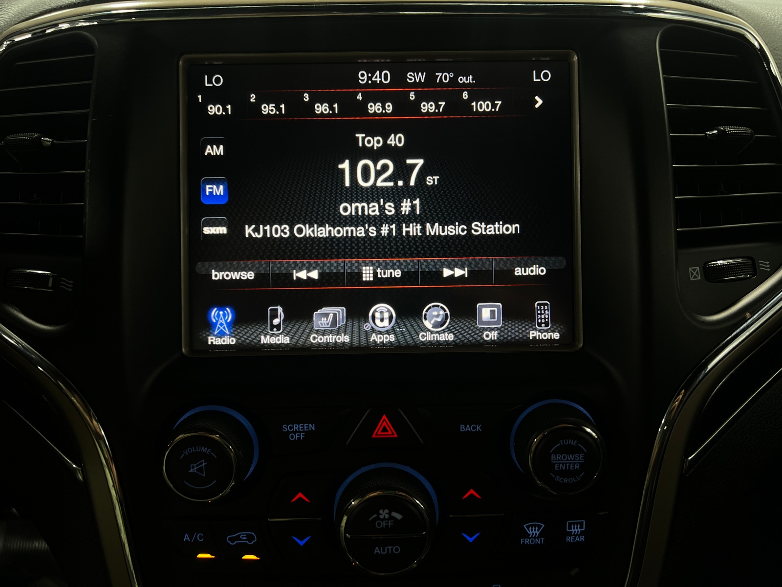 Thumbnail: 2016 Jeep Grand Cherokee - 3