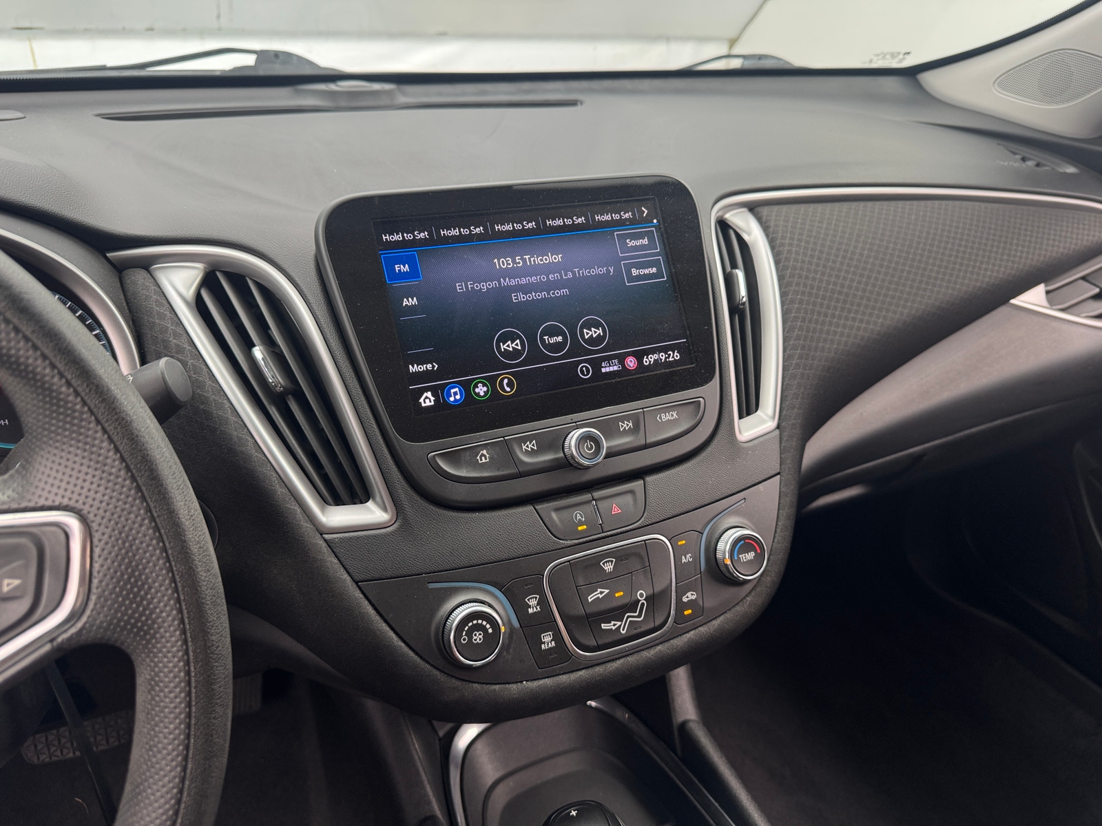 Thumbnail: 2020 Chevrolet Malibu - 4