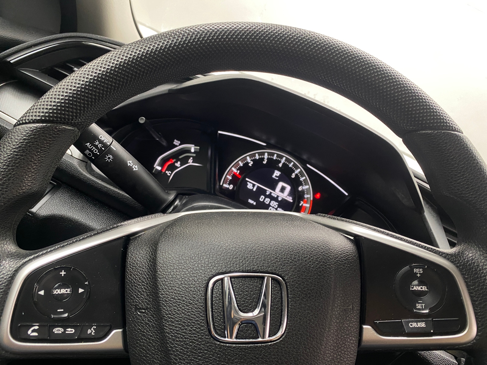 Thumbnail: 2018 Honda Civic - 5