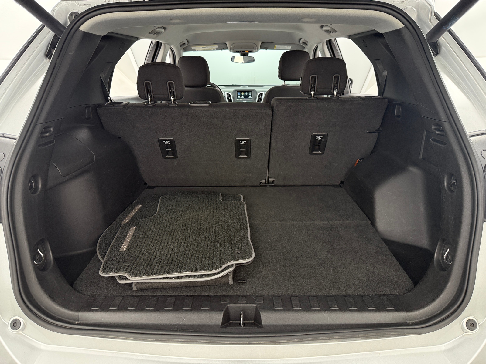 Thumbnail: 2019 Chevrolet Equinox - 7