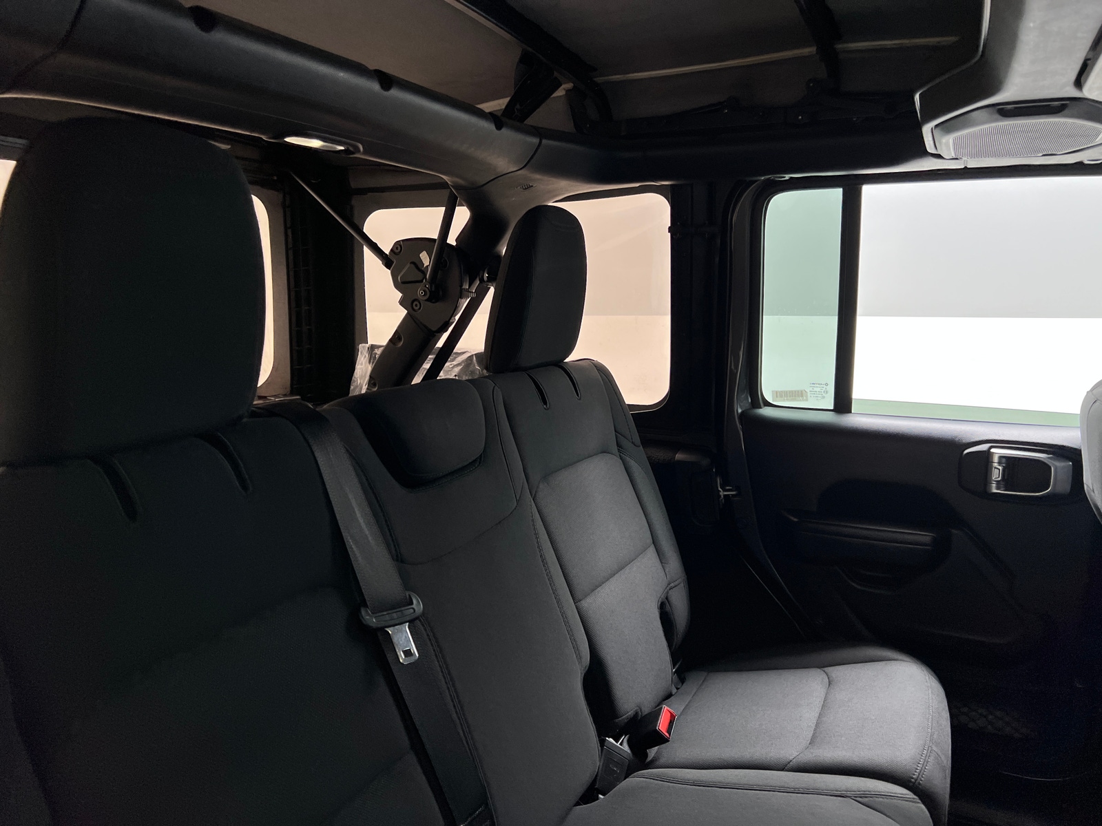 Thumbnail: 2022 Jeep Wrangler - 6