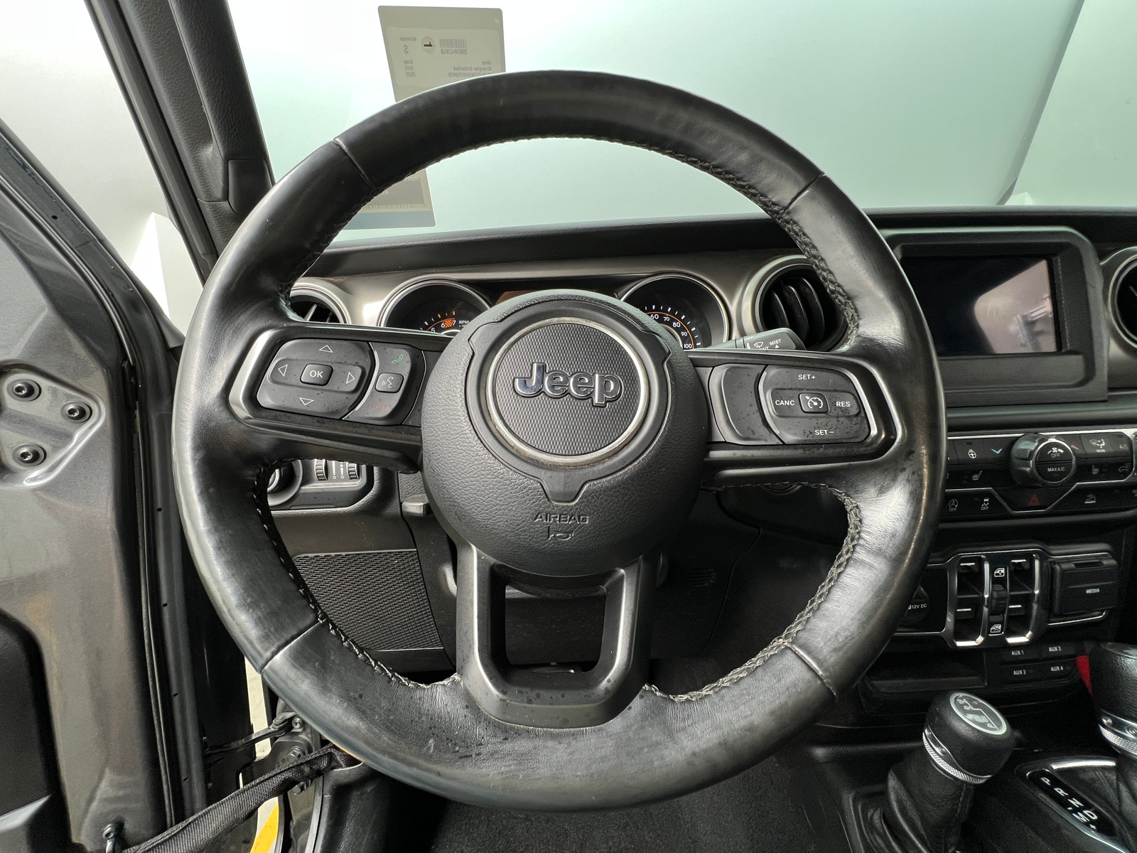 Thumbnail: 2022 Jeep Wrangler - 5