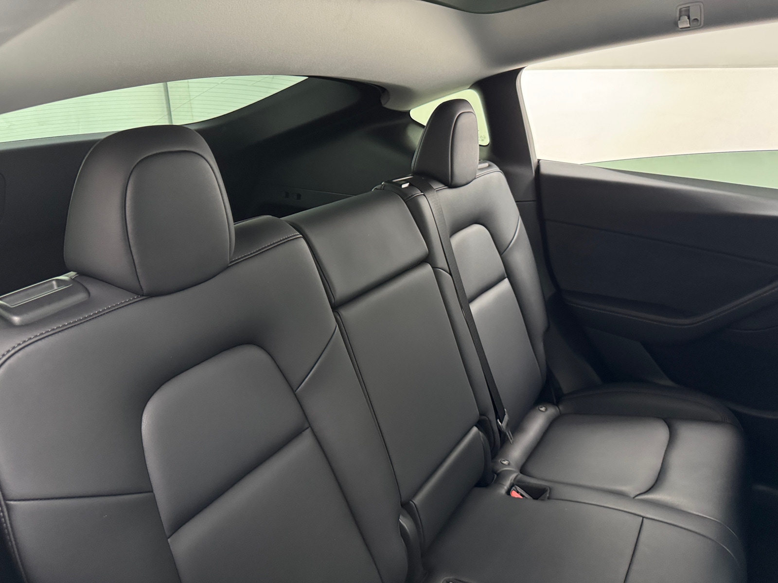 Thumbnail: 2021 Tesla Model Y - 4