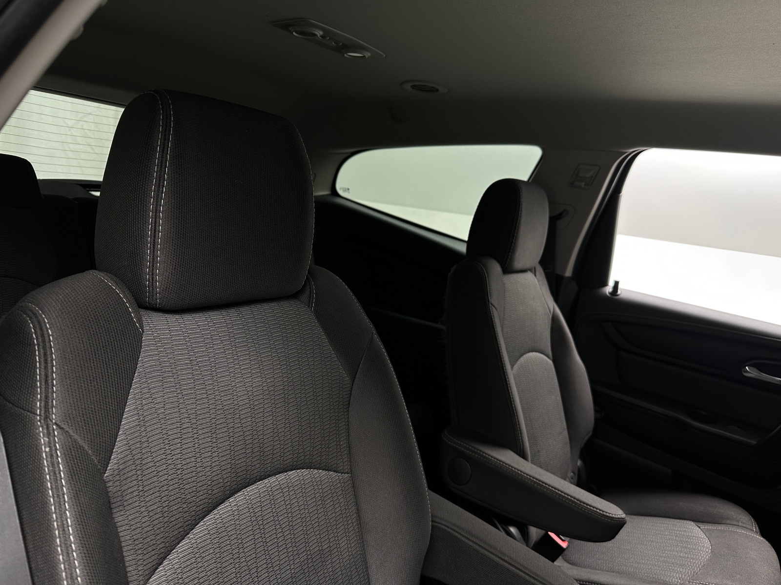 Thumbnail: 2017 Chevrolet Traverse - 6