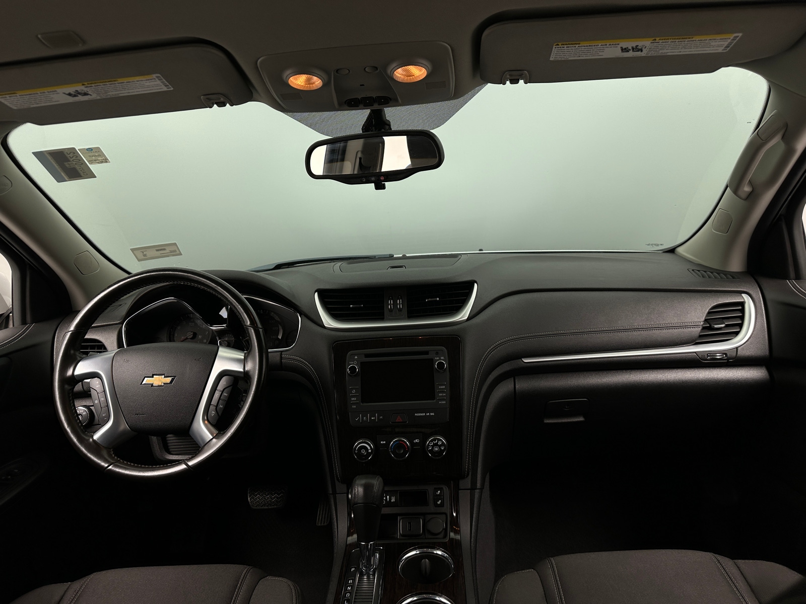 Thumbnail: 2017 Chevrolet Traverse - 3