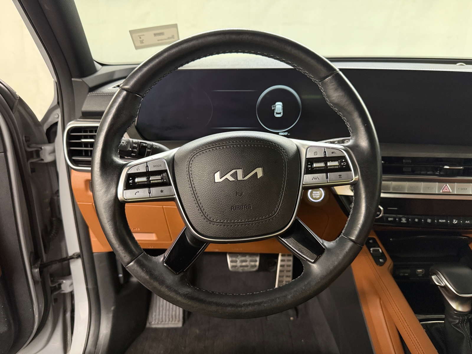 Thumbnail: 2023 Kia Telluride - 4