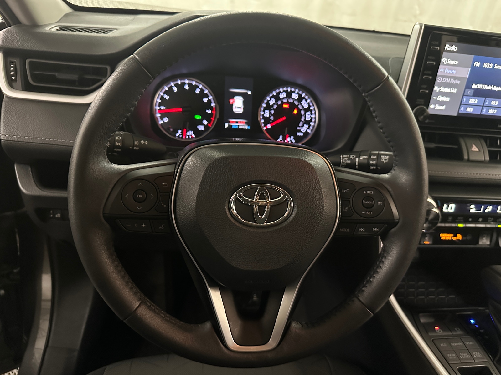 Thumbnail: 2021 Toyota RAV4 - 5