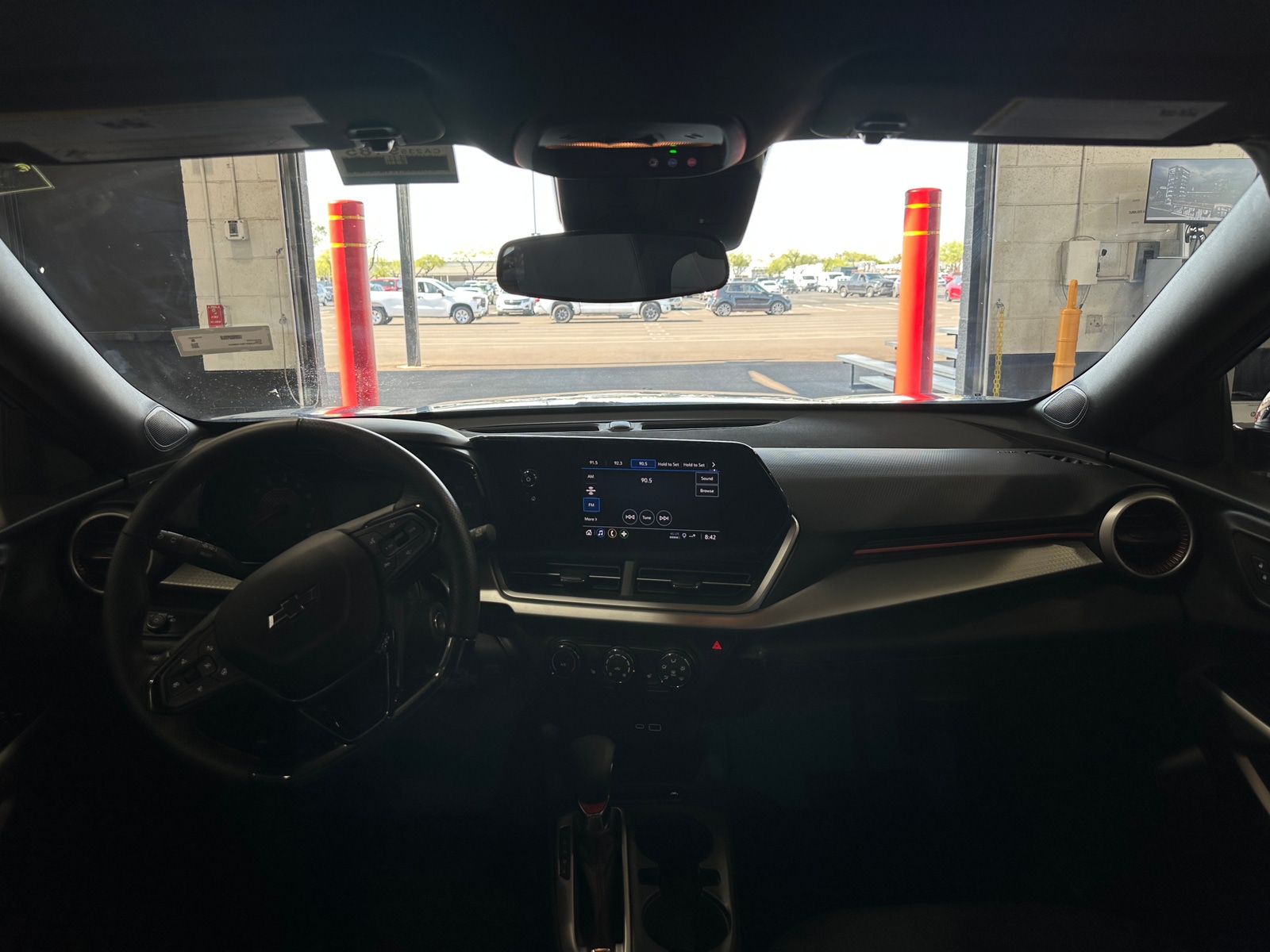 Thumbnail: 2025 Chevrolet Trax - 3
