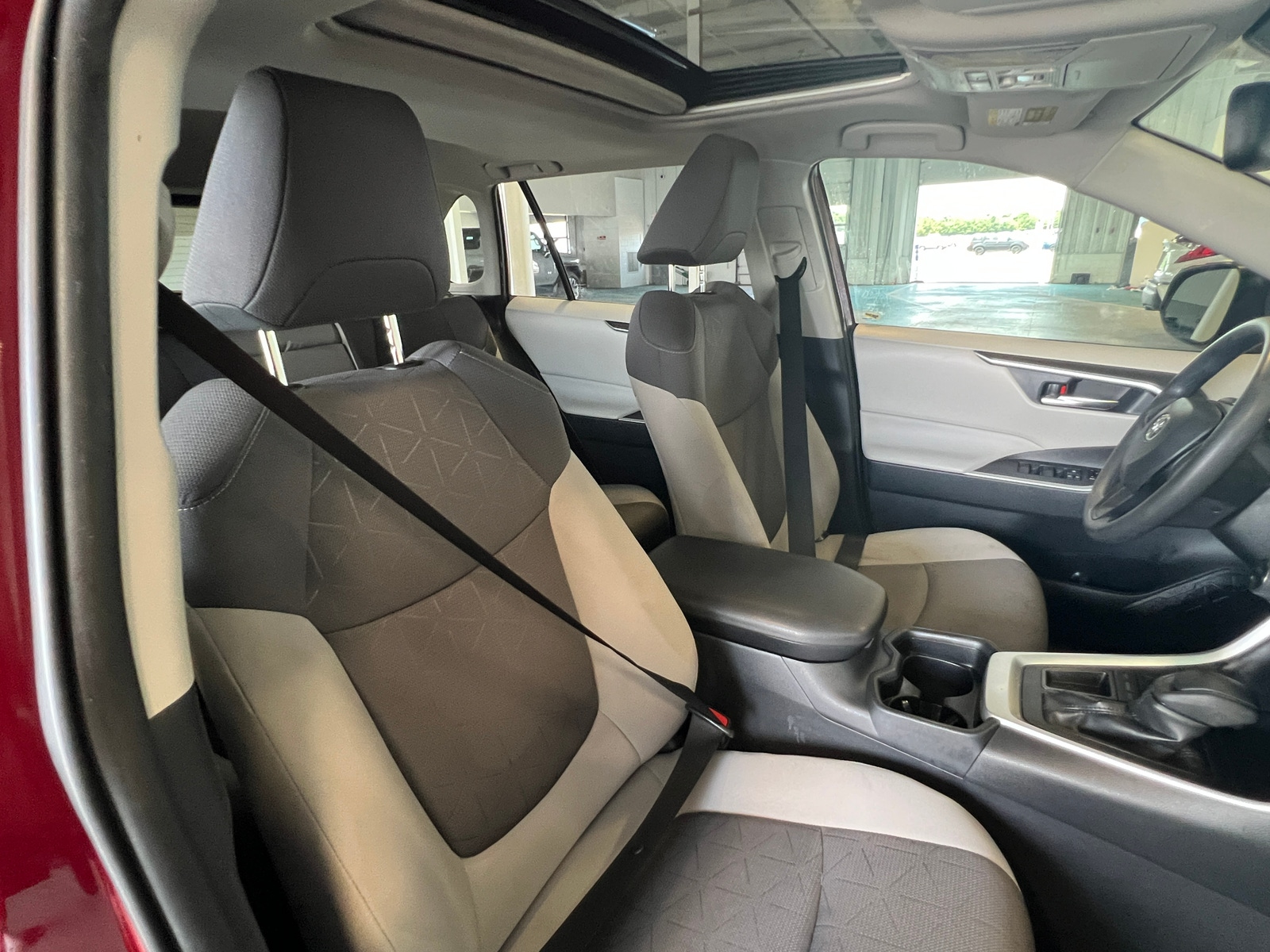 Thumbnail: 2019 Toyota RAV4 - 2