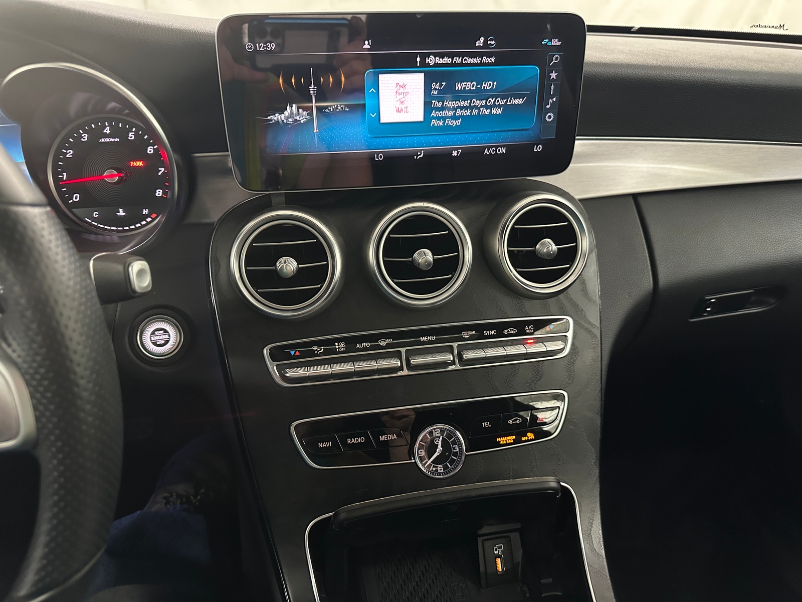 Thumbnail: 2020 Mercedes-Benz C-Class - 2