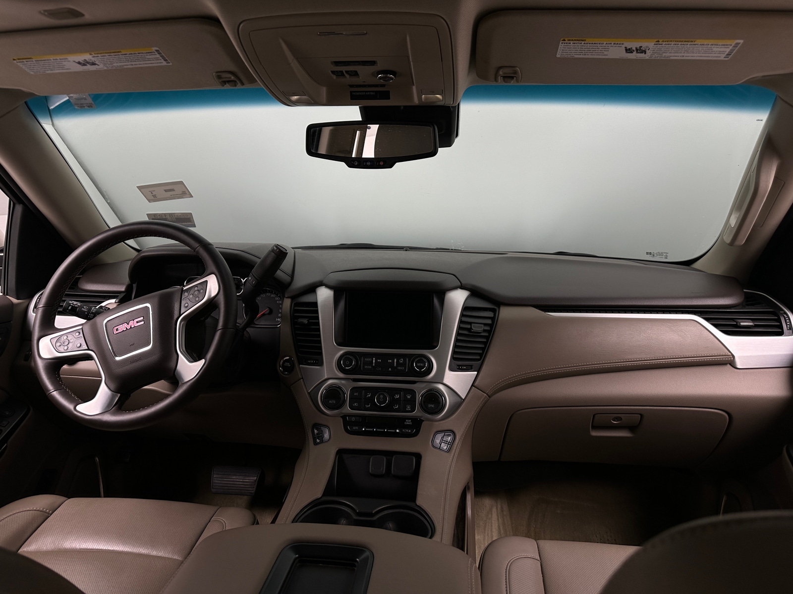 Thumbnail: 2015 GMC Yukon - 3