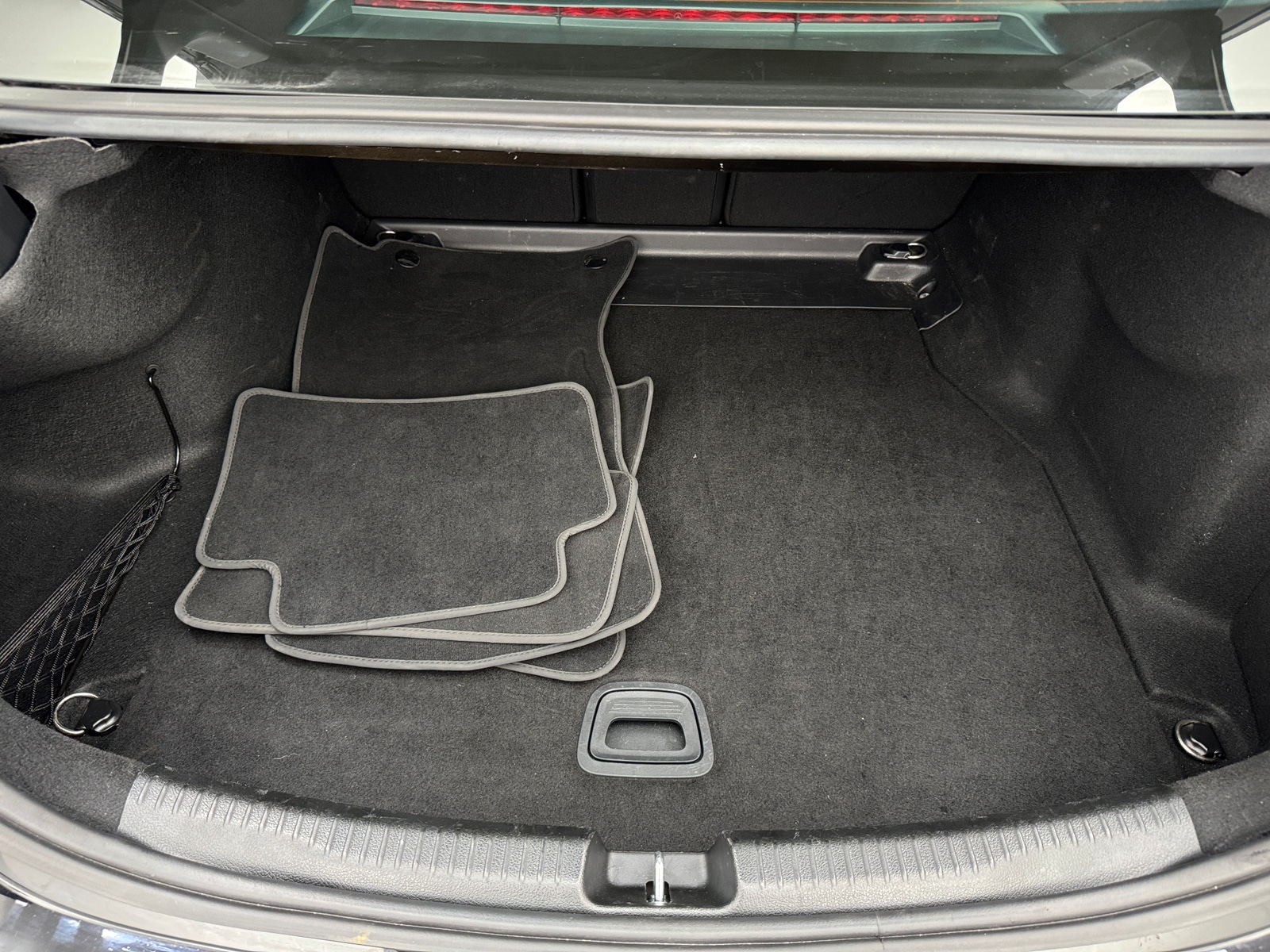 Thumbnail: 2024 Mercedes-Benz C-Class - 6