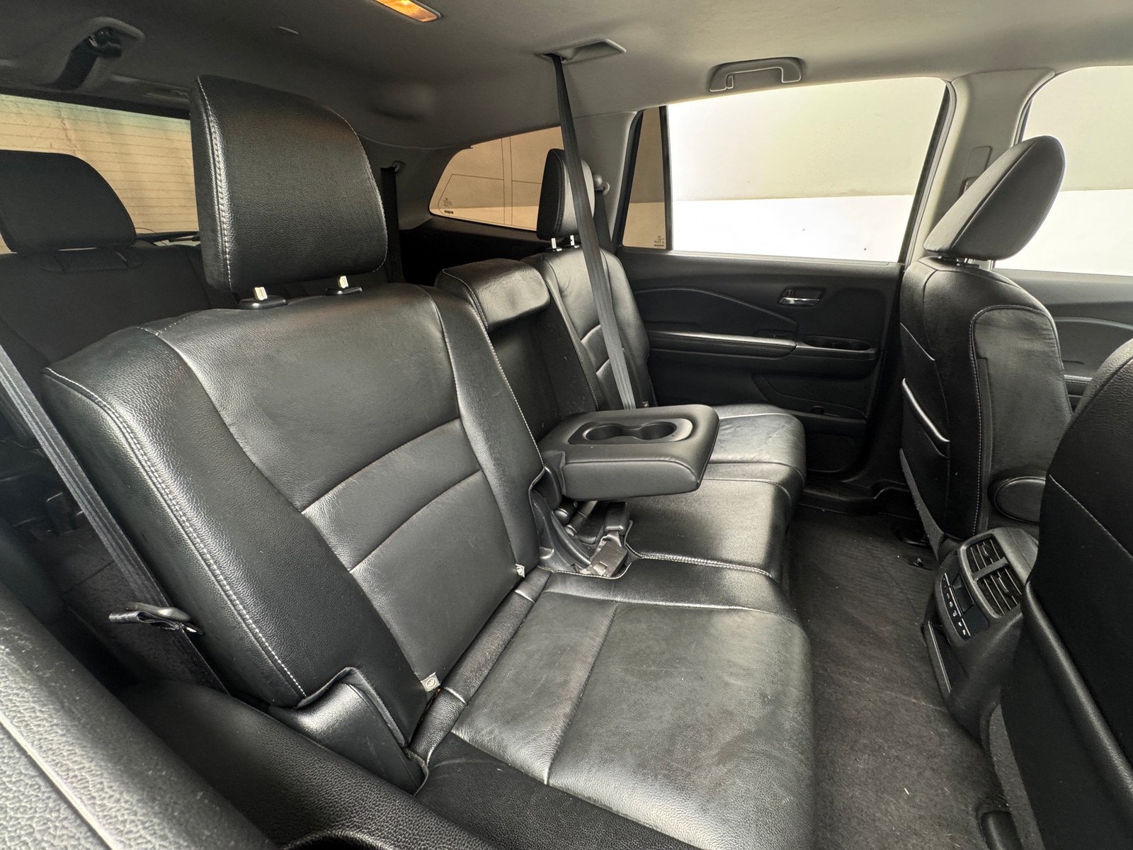 Thumbnail: 2017 Honda Pilot - 5