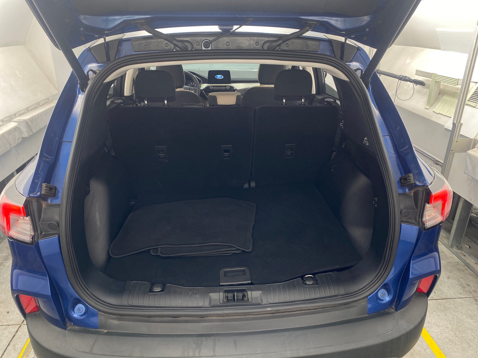 Thumbnail: 2022 Ford Escape - 7