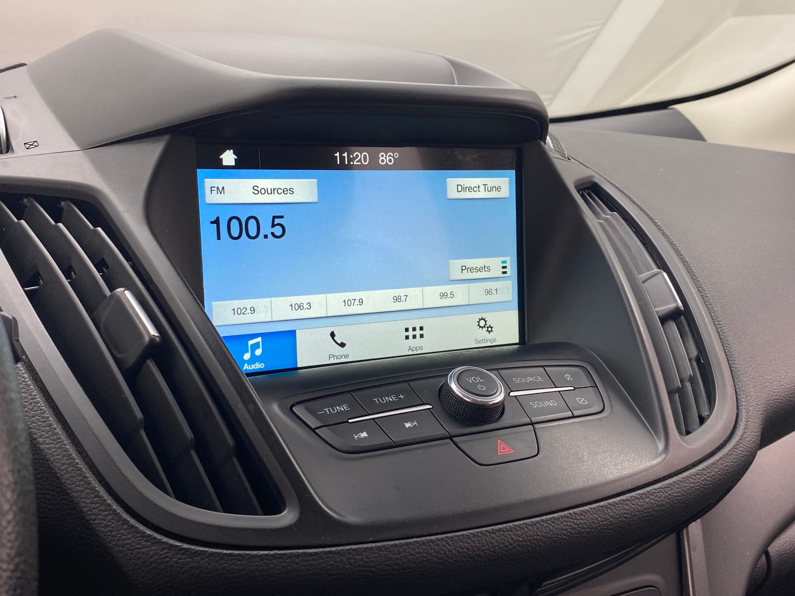 Thumbnail: 2019 Ford Escape - 4