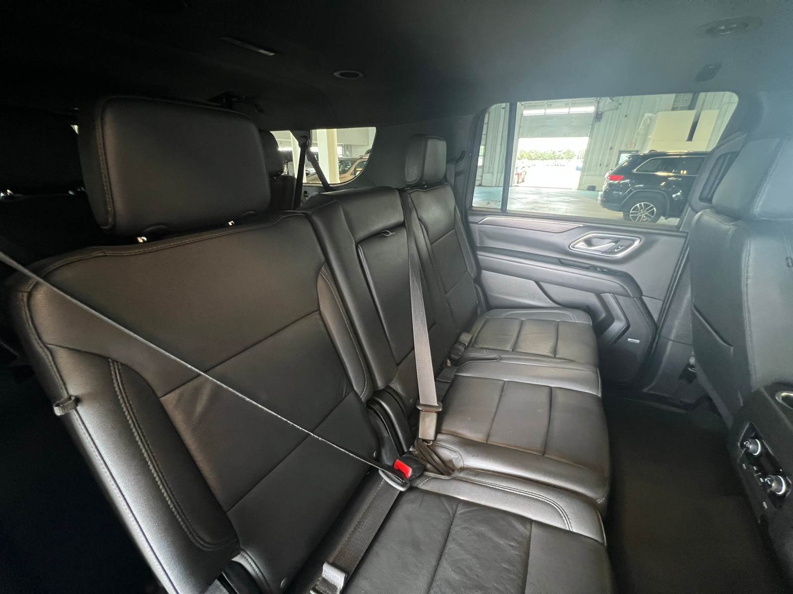 Thumbnail: 2023 Chevrolet Suburban - 5