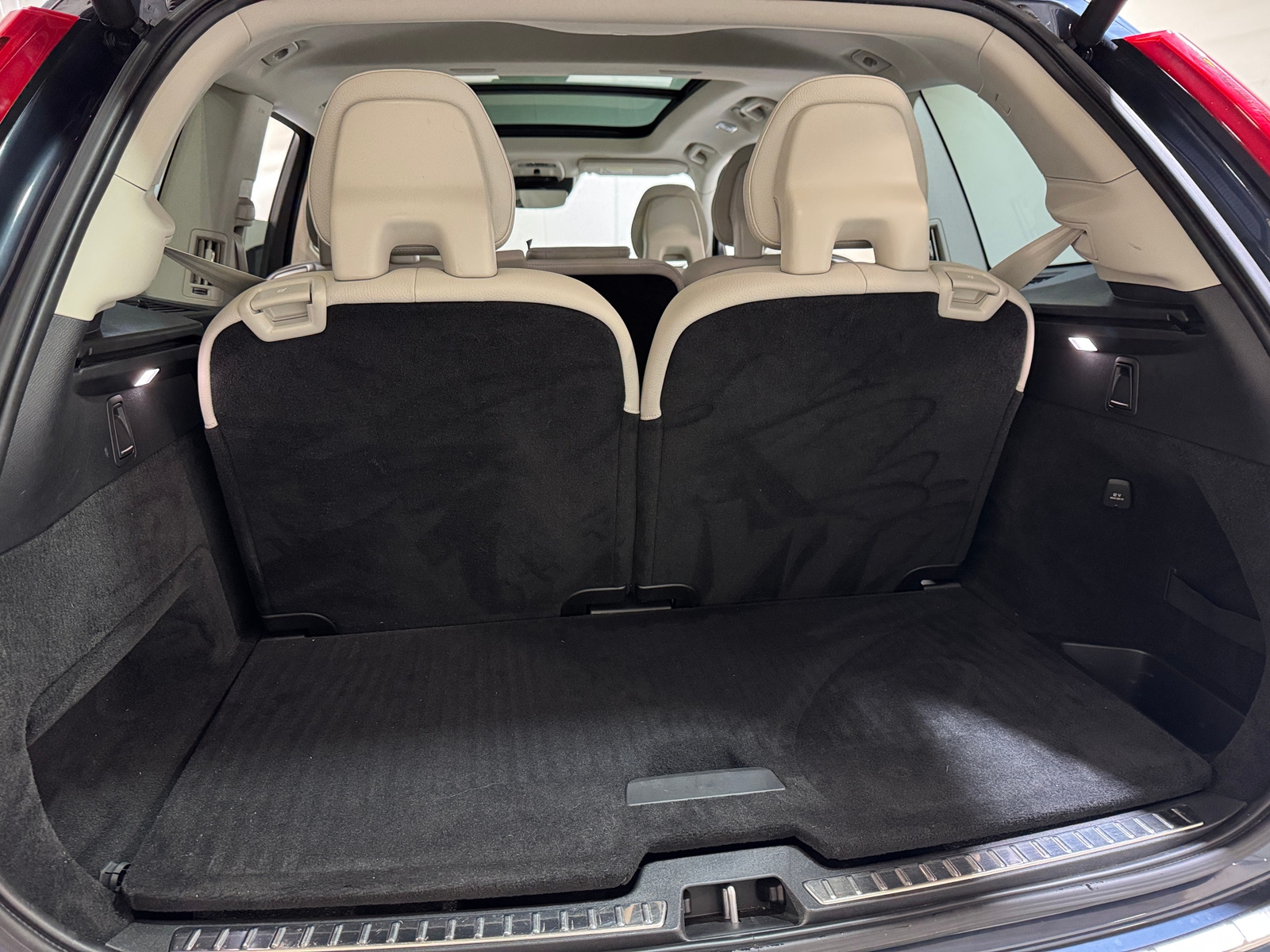 Thumbnail: 2021 Volvo XC90 - 6