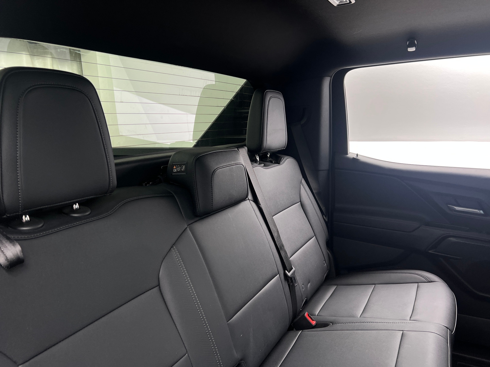 Thumbnail: 2024 Chevrolet Silverado EV - 6