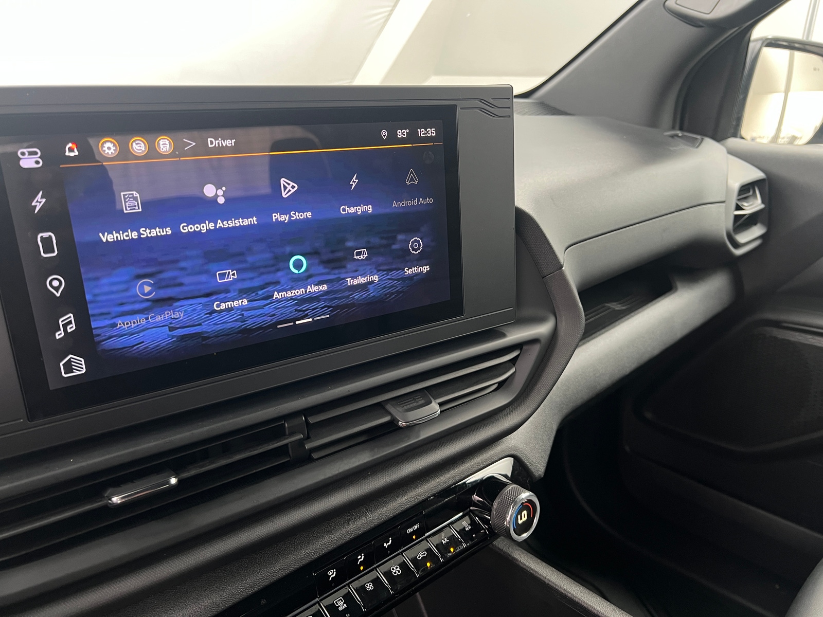 Thumbnail: 2024 Chevrolet Silverado EV - 4