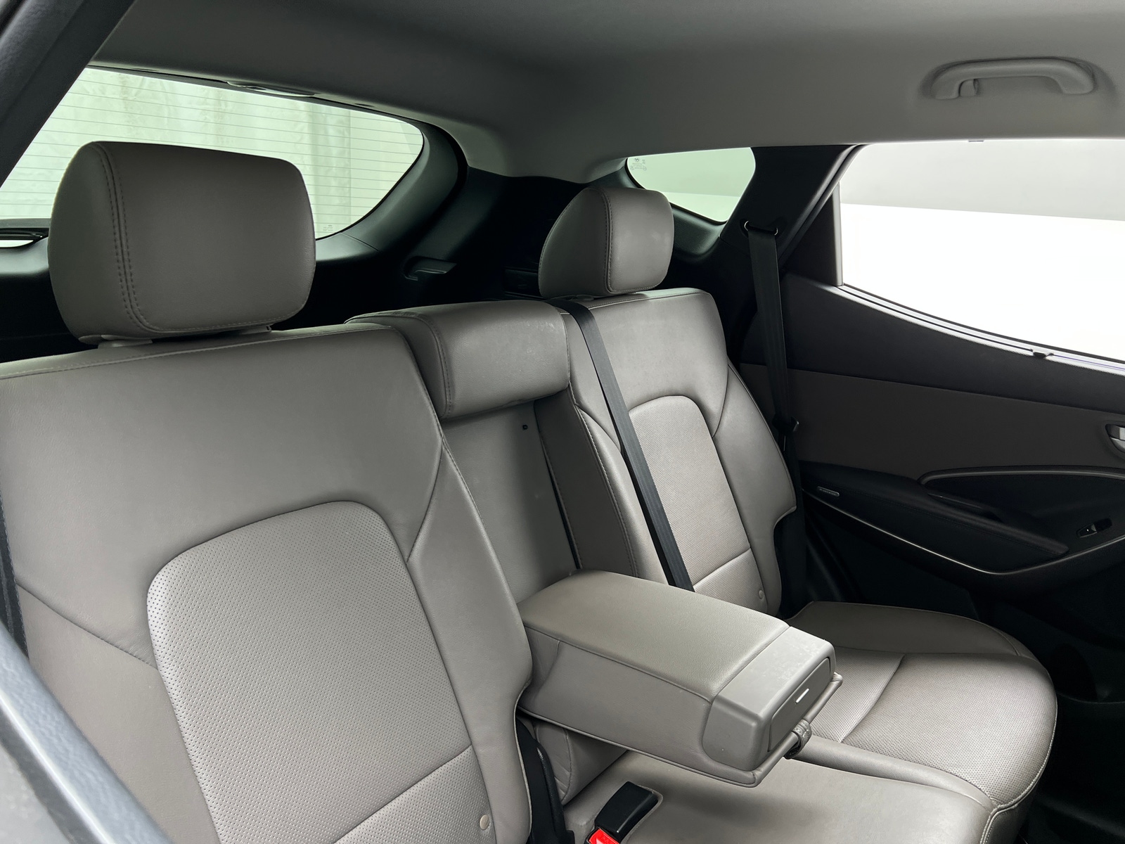 Thumbnail: 2017 Hyundai Santa Fe - 5