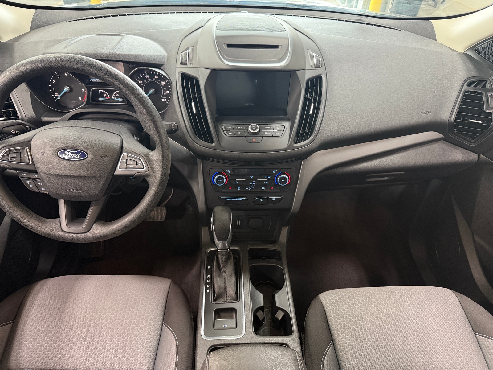 Thumbnail: 2018 Ford Escape - 3