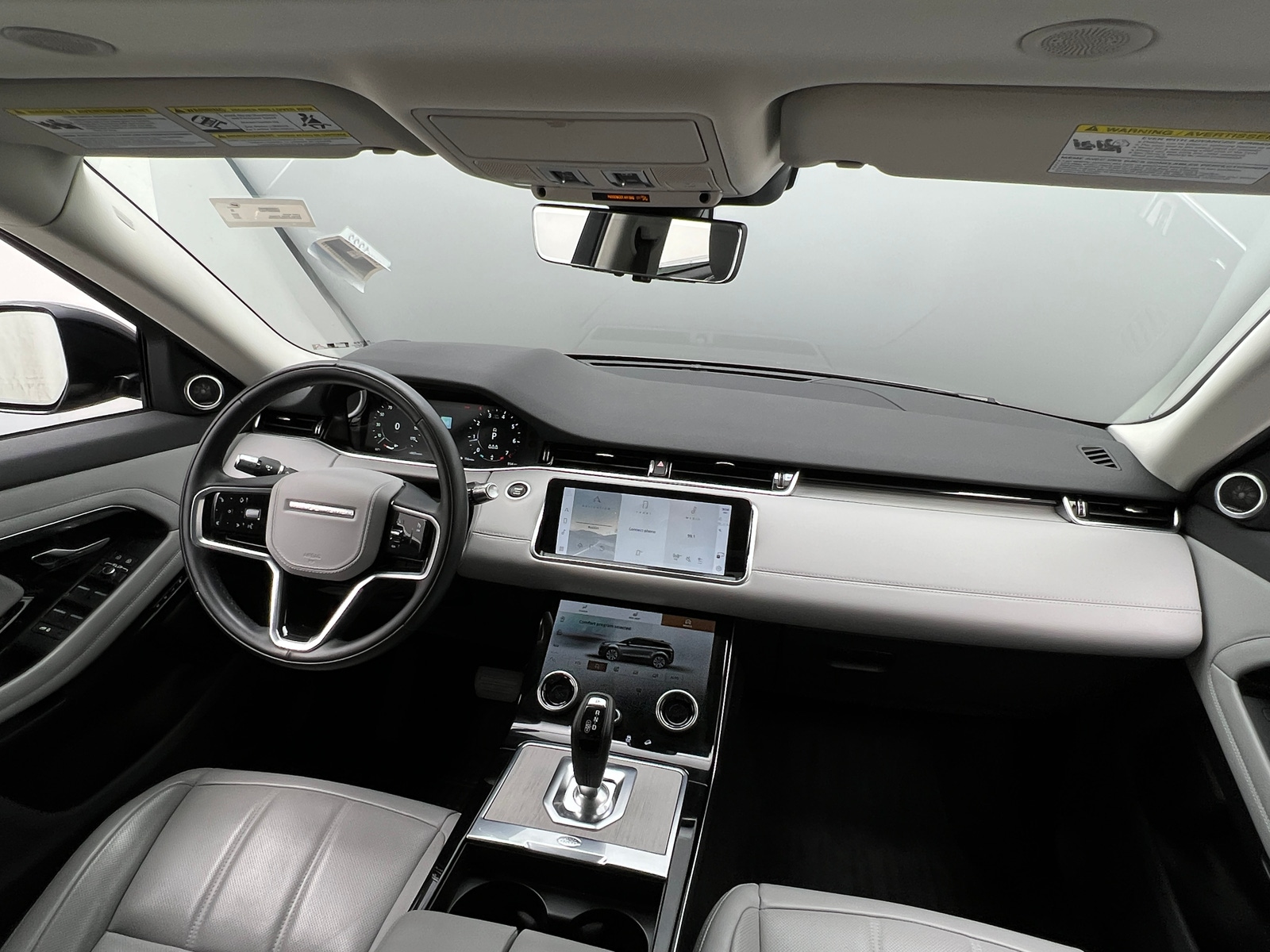 Thumbnail: 2022 Land Rover Range Rover Evoque - 2