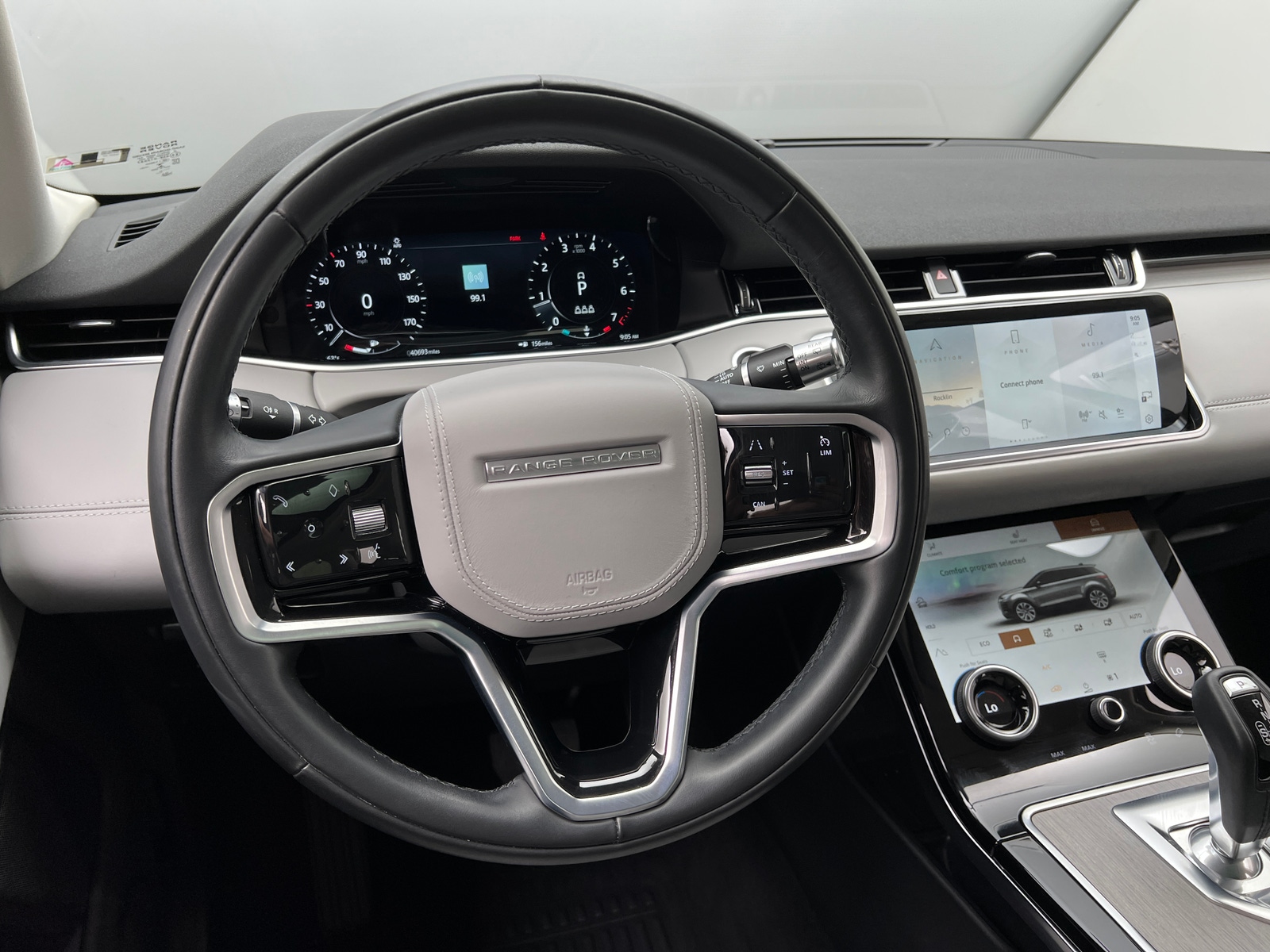 Thumbnail: 2022 Land Rover Range Rover Evoque - 4