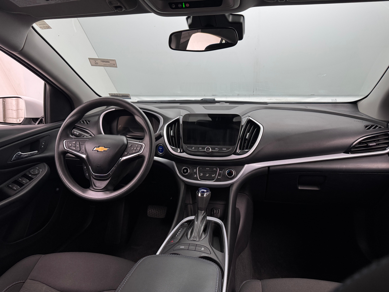 Thumbnail: 2019 Chevrolet Volt - 3