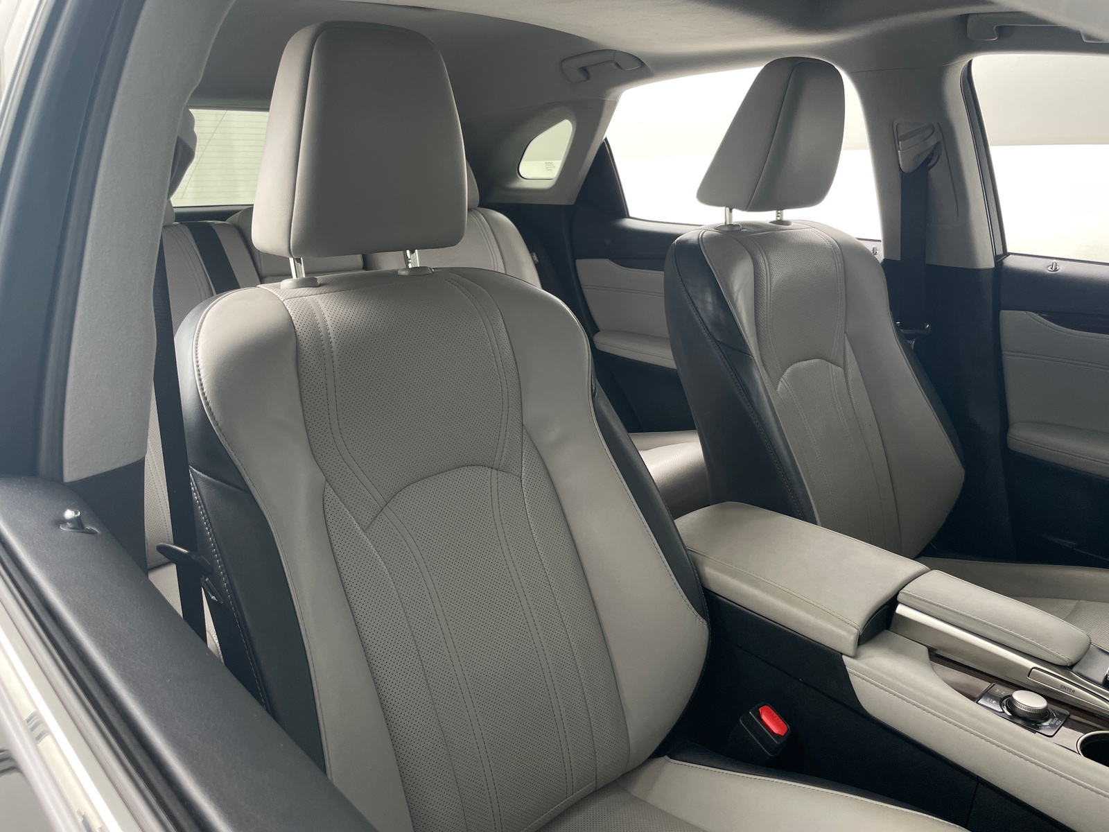 Thumbnail: 2017 Lexus RX - 2