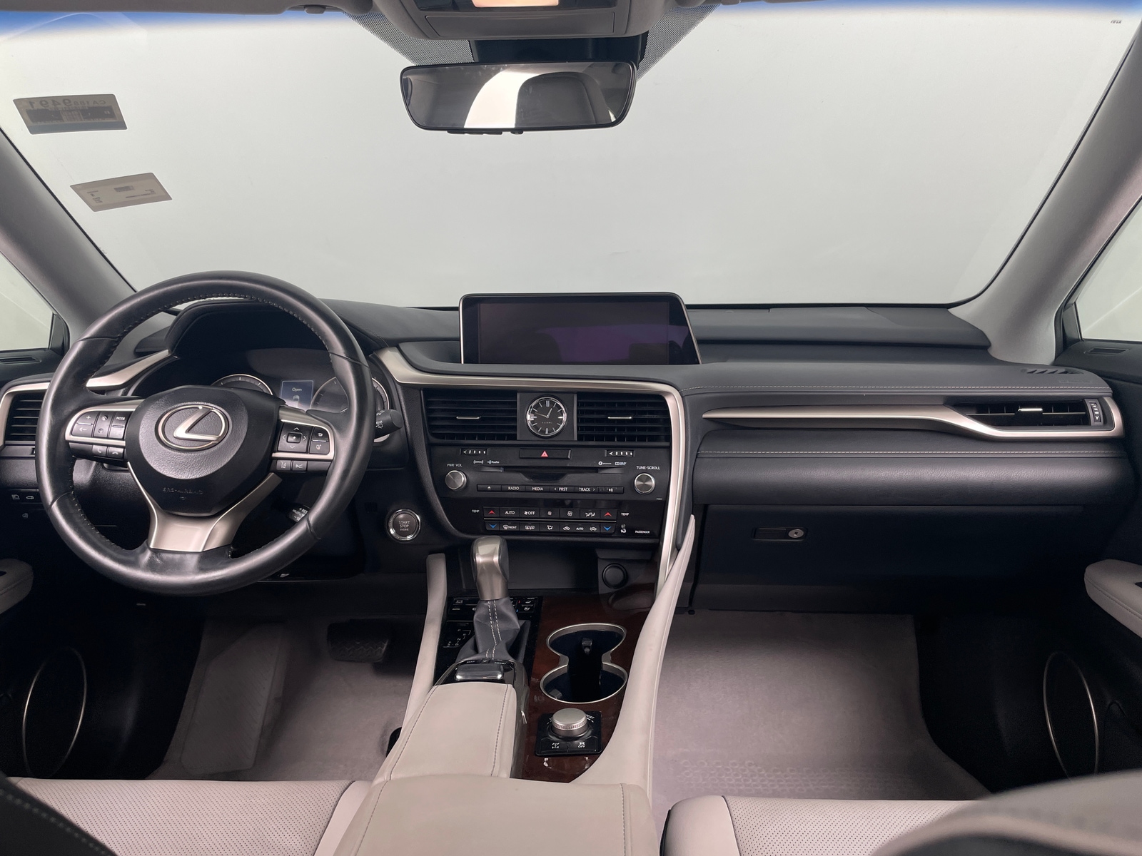 Thumbnail: 2017 Lexus RX - 3