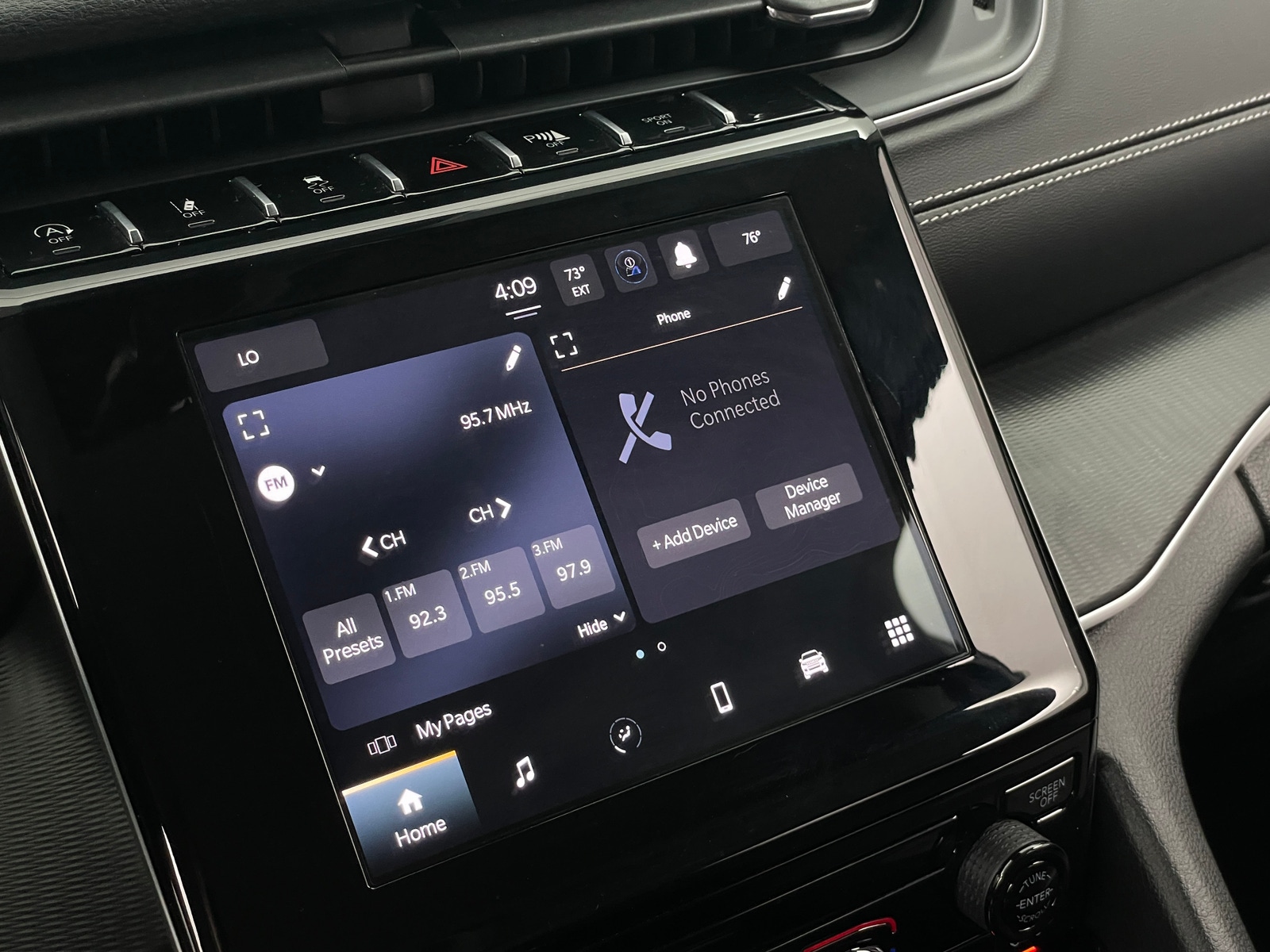 Thumbnail: 2023 Jeep Grand Cherokee L - 4
