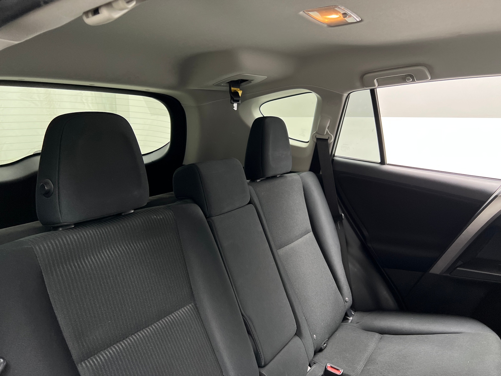 Thumbnail: 2017 Toyota RAV4 - 6