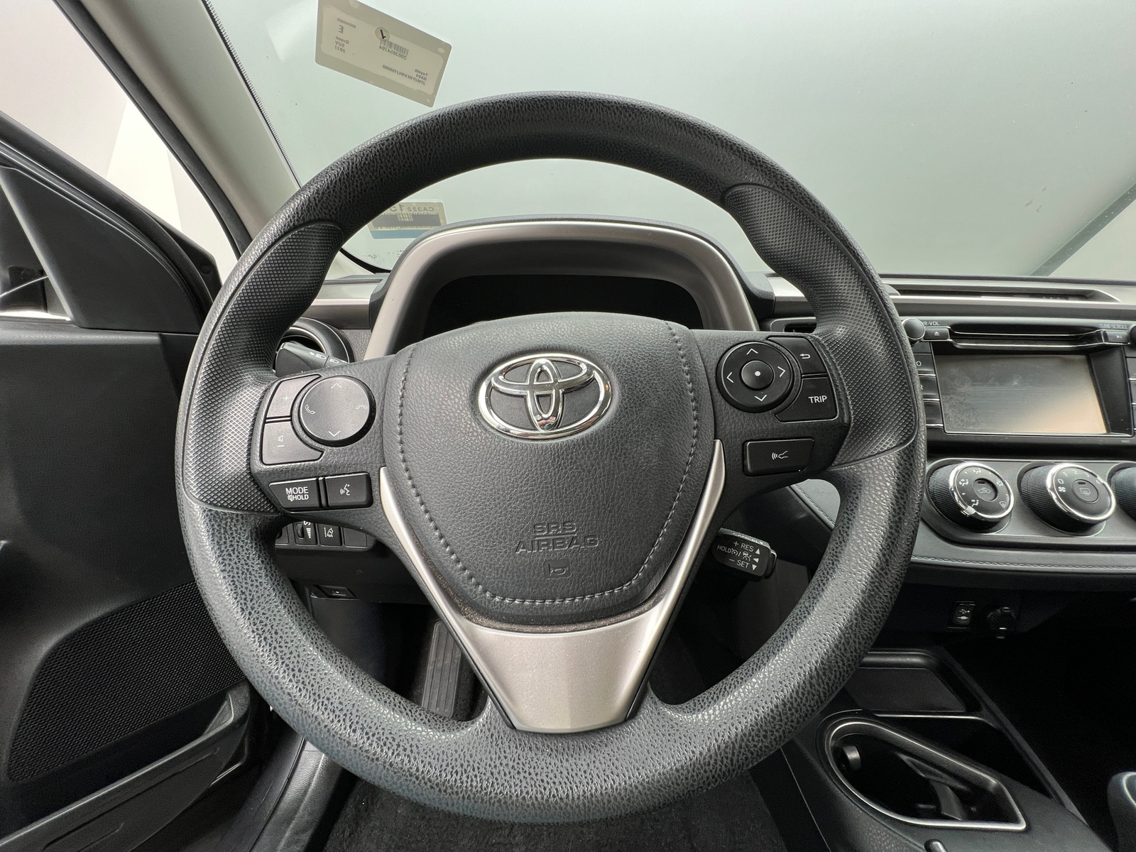 Thumbnail: 2017 Toyota RAV4 - 5