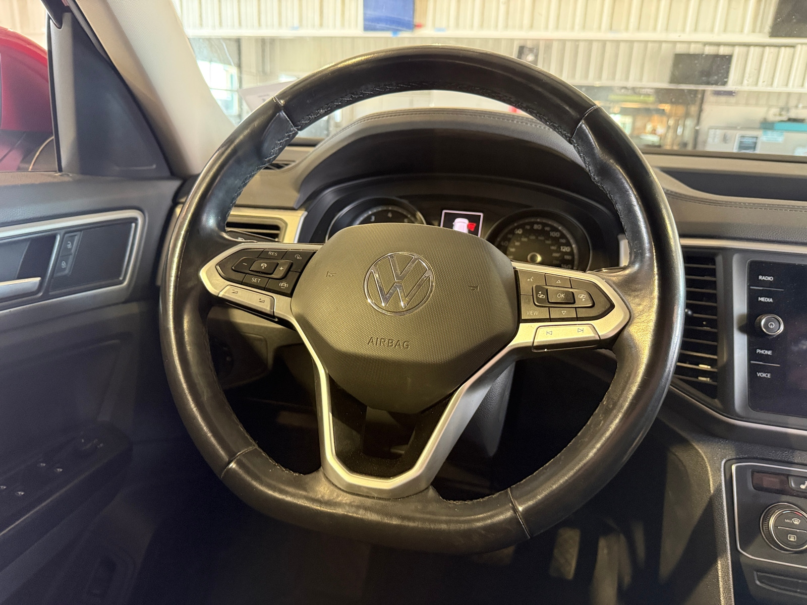 Thumbnail: 2021 Volkswagen Atlas - 4