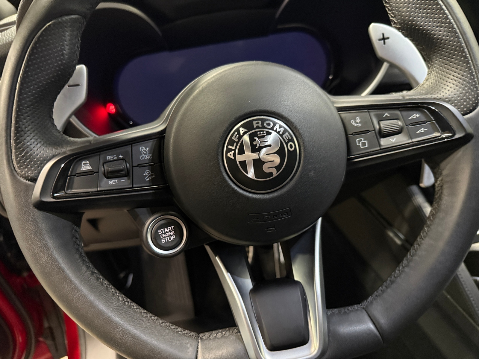 Thumbnail: 2024 Alfa Romeo Stelvio - 4