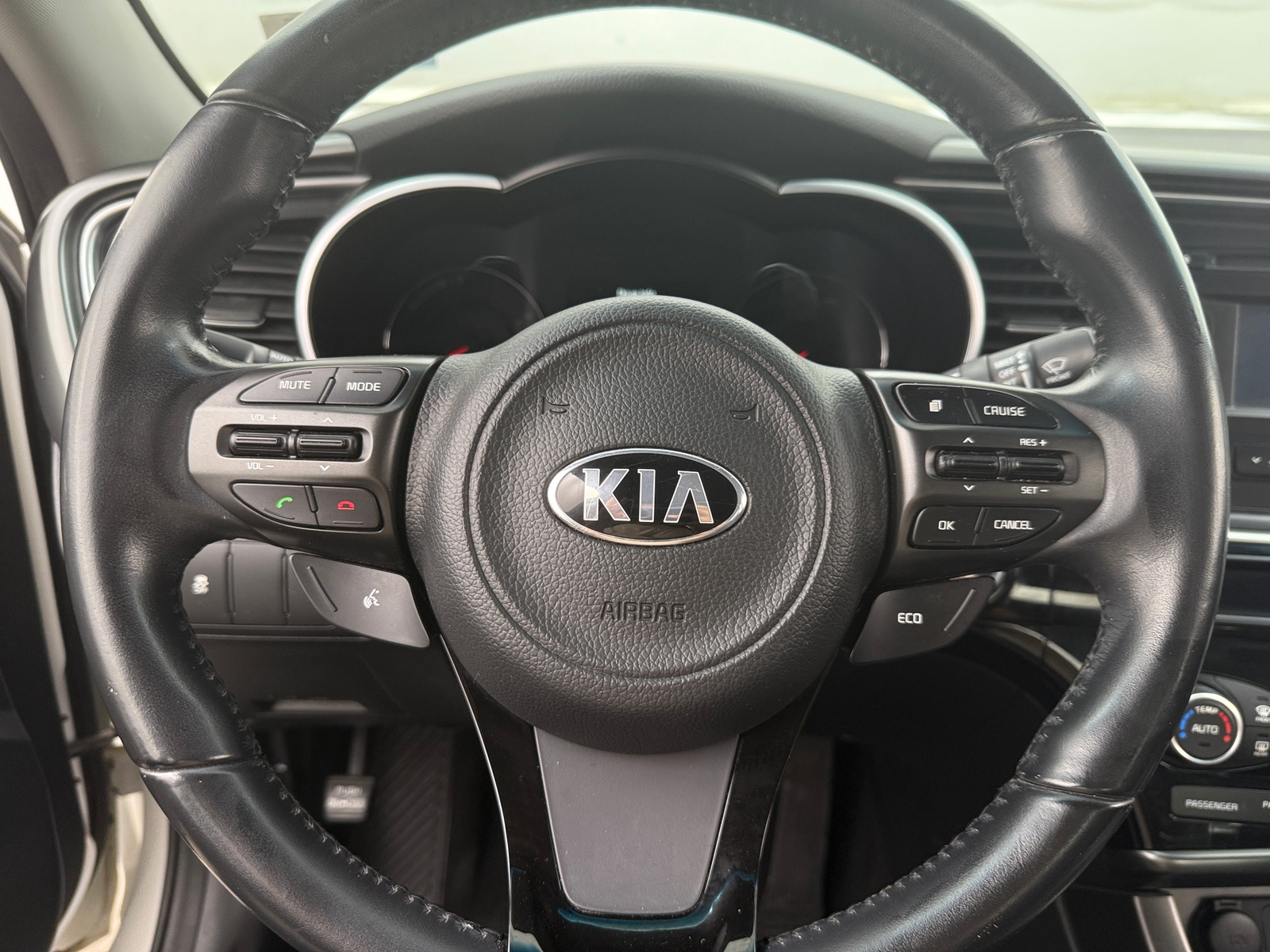 Thumbnail: 2016 Kia Optima - 5