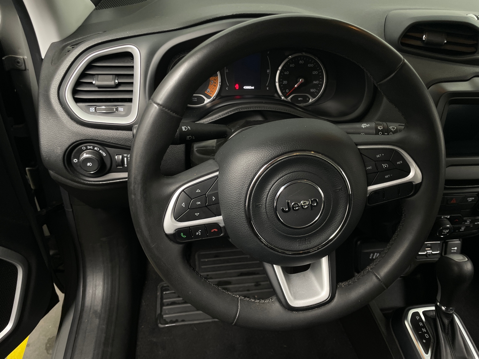Thumbnail: 2020 Jeep Renegade - 5