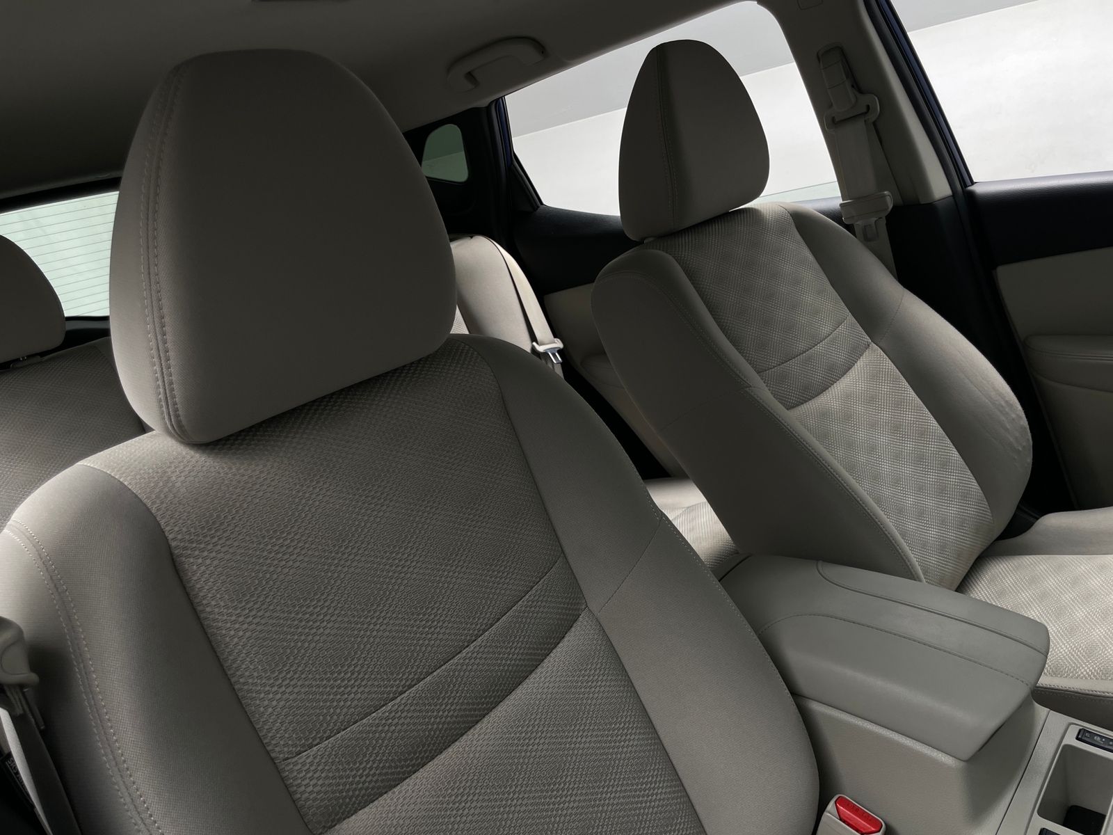 Thumbnail: 2019 Nissan Rogue Sport - 2