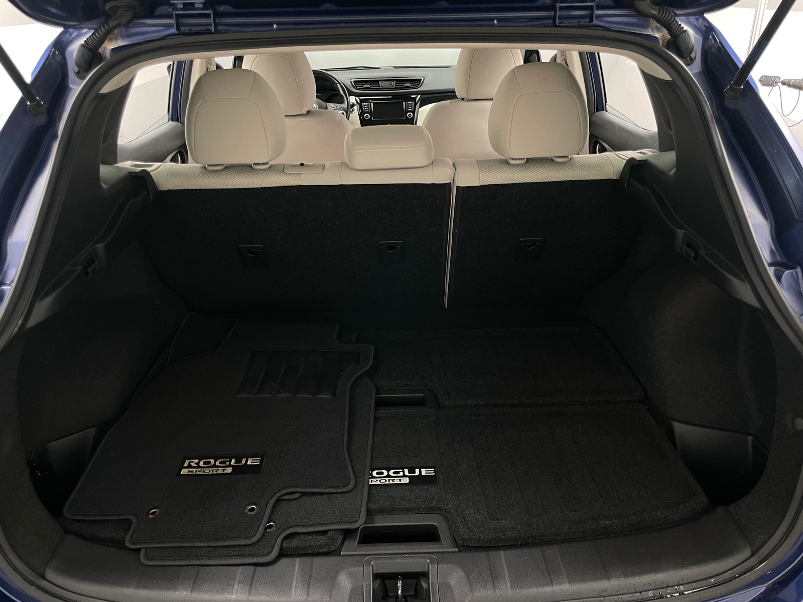 Thumbnail: 2019 Nissan Rogue Sport - 7