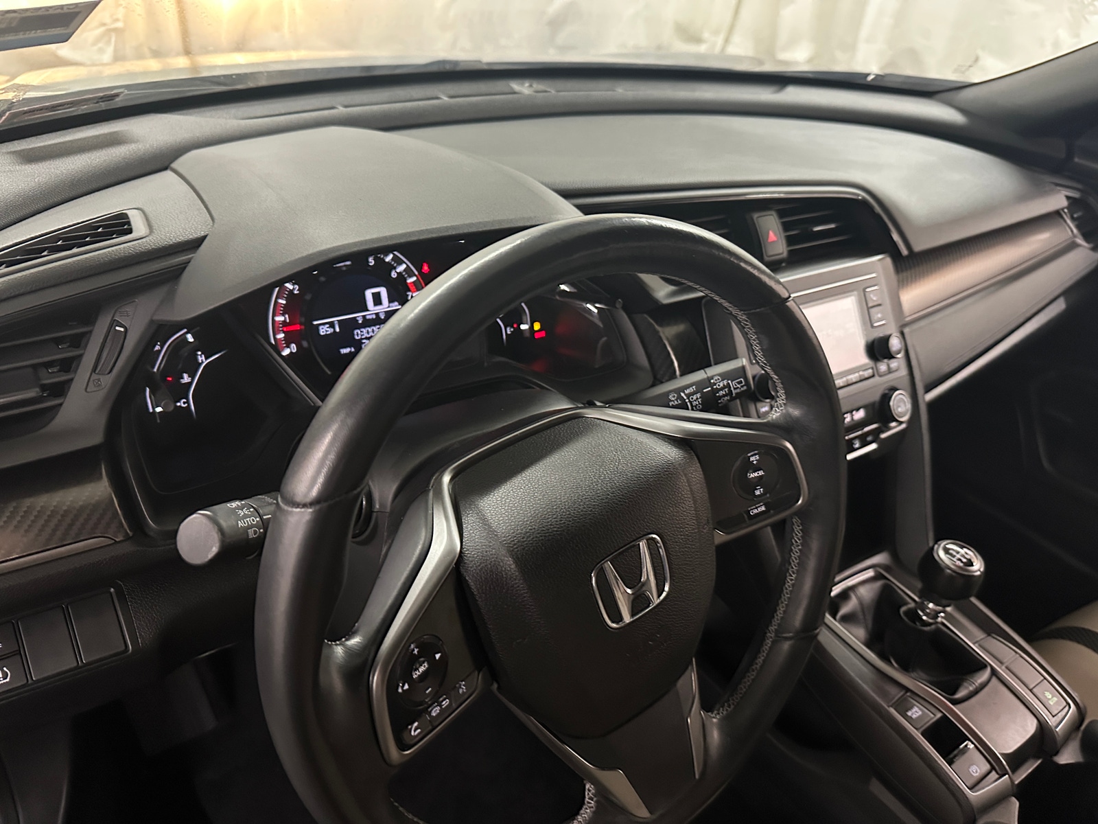 Thumbnail: 2018 Honda Civic - 3