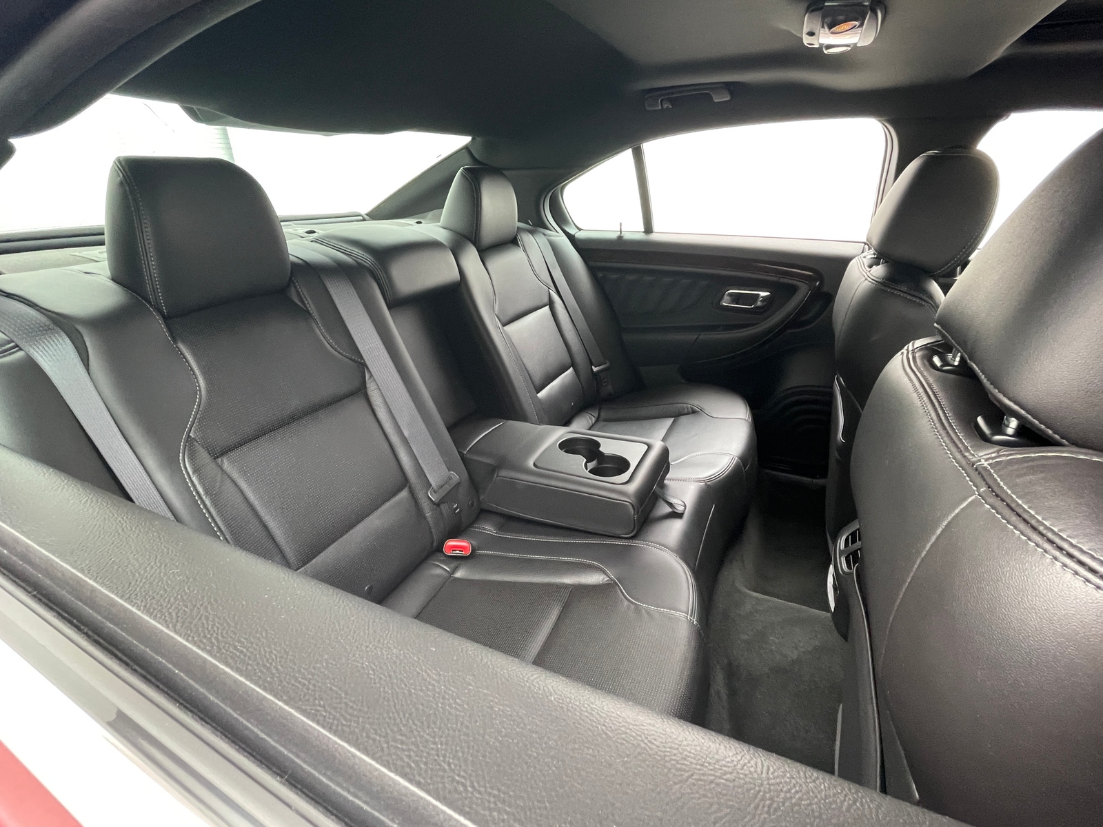 Thumbnail: 2016 Ford Taurus - 5