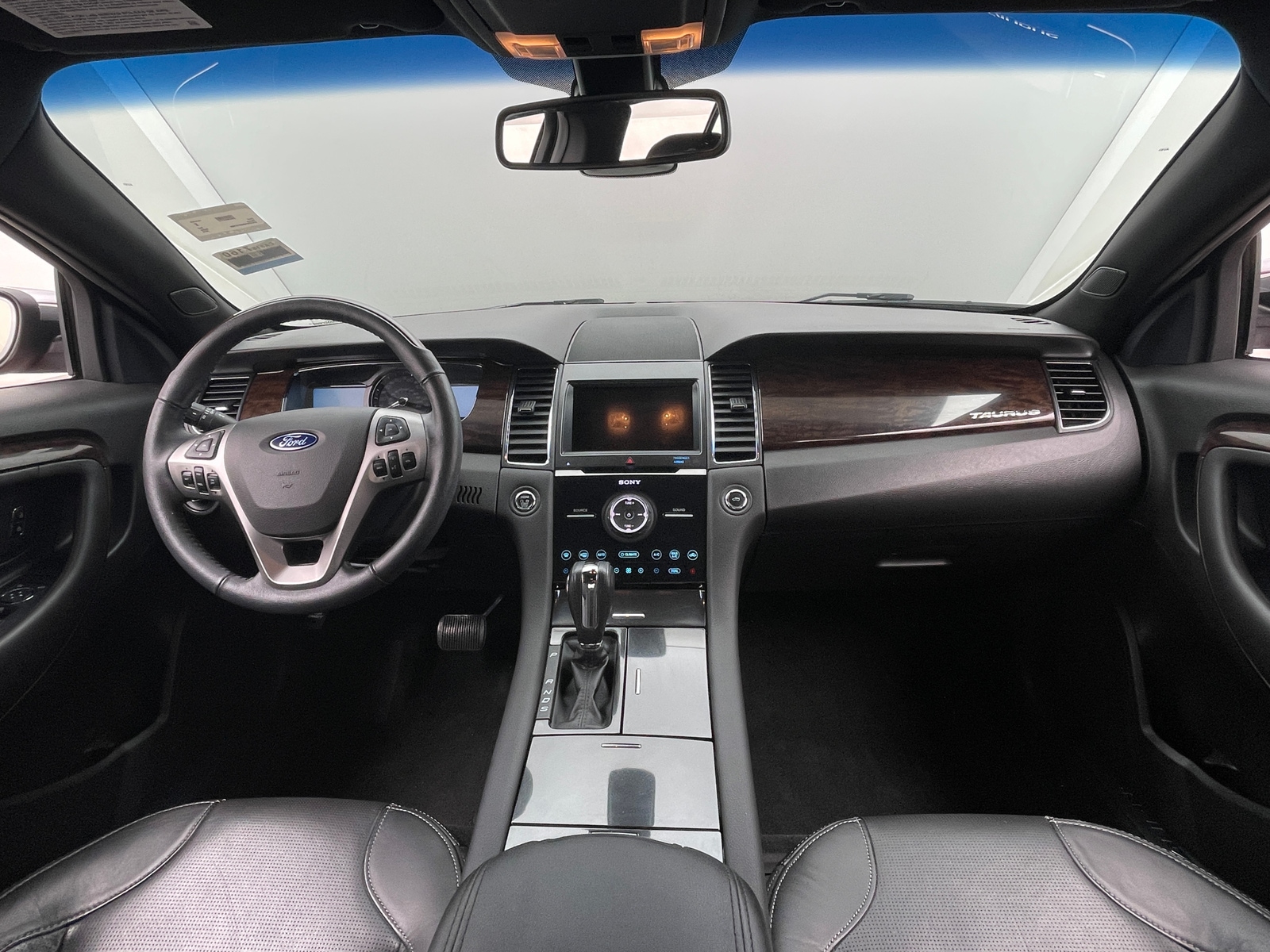 Thumbnail: 2016 Ford Taurus - 2